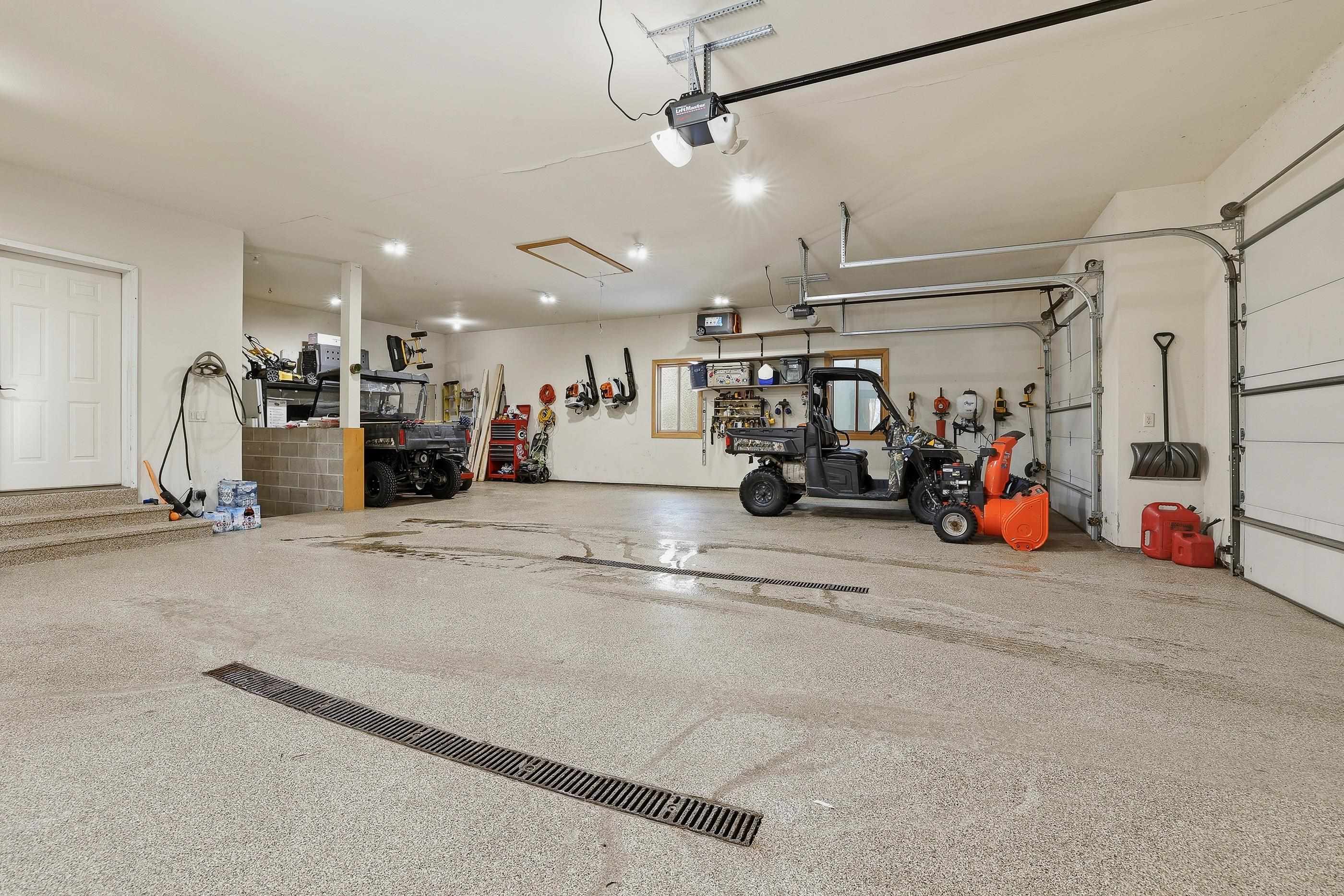 1831 WATERVIEW COVE, Plover, Wisconsin 54467, 6 Bedrooms Bedrooms, ,5 BathroomsBathrooms,Residential,For Sale,1831 WATERVIEW COVE,22600391