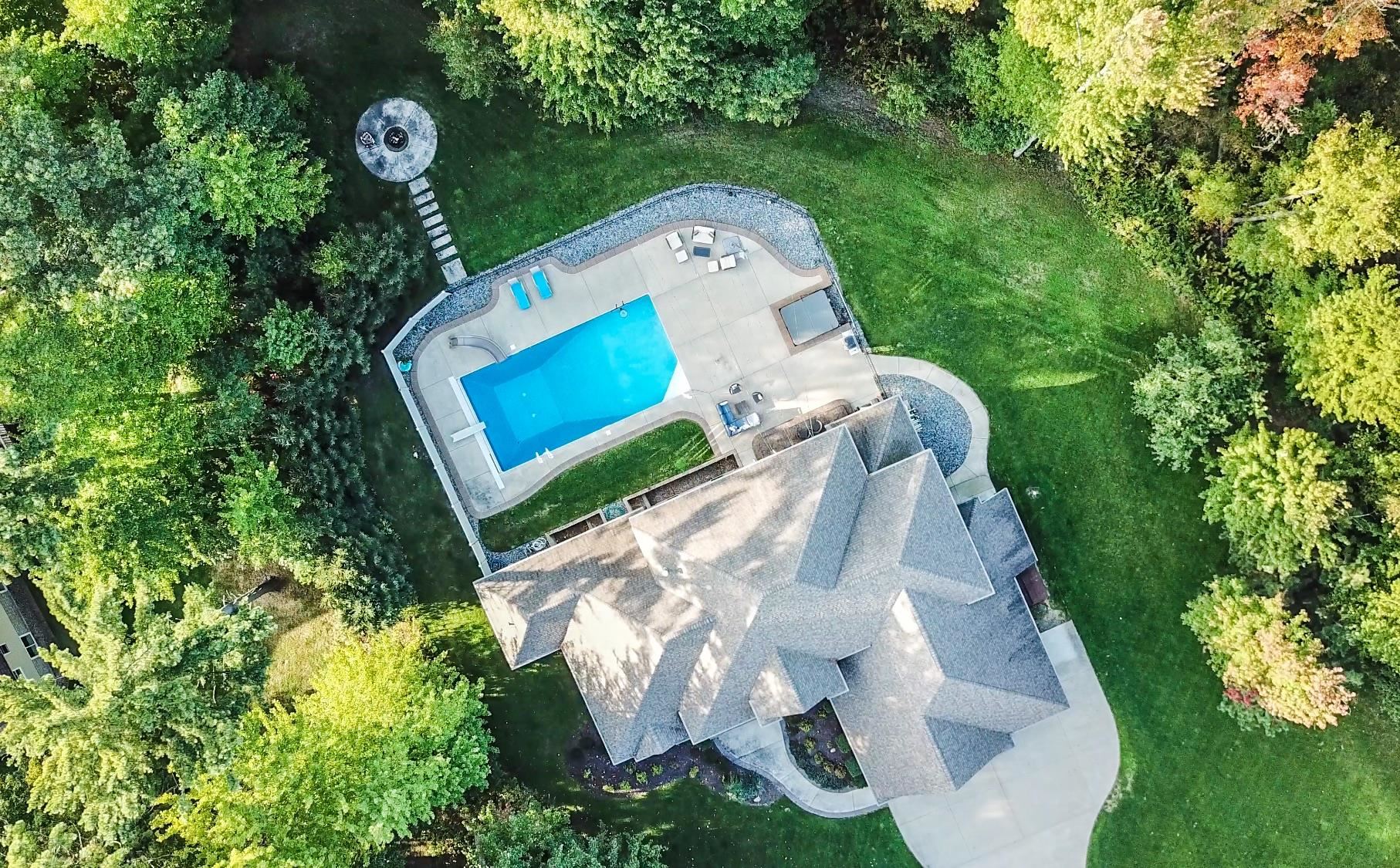 1831 WATERVIEW COVE, Plover, Wisconsin 54467, 6 Bedrooms Bedrooms, ,5 BathroomsBathrooms,Residential,For Sale,1831 WATERVIEW COVE,22600391