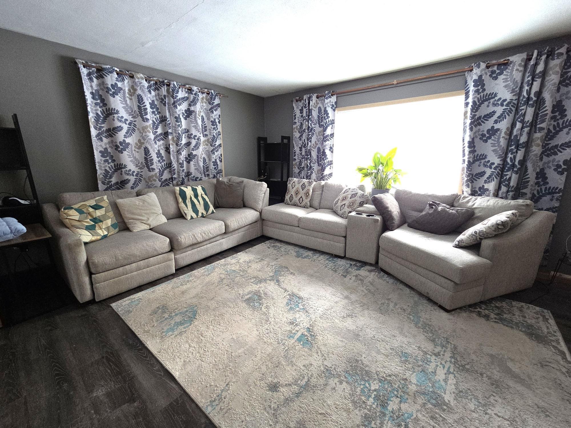 114 W PLEASANT AVENUE, Tomahawk, Wisconsin 54487, 4 Bedrooms Bedrooms, ,2 BathroomsBathrooms,Residential,For Sale,114 W PLEASANT AVENUE,22600394