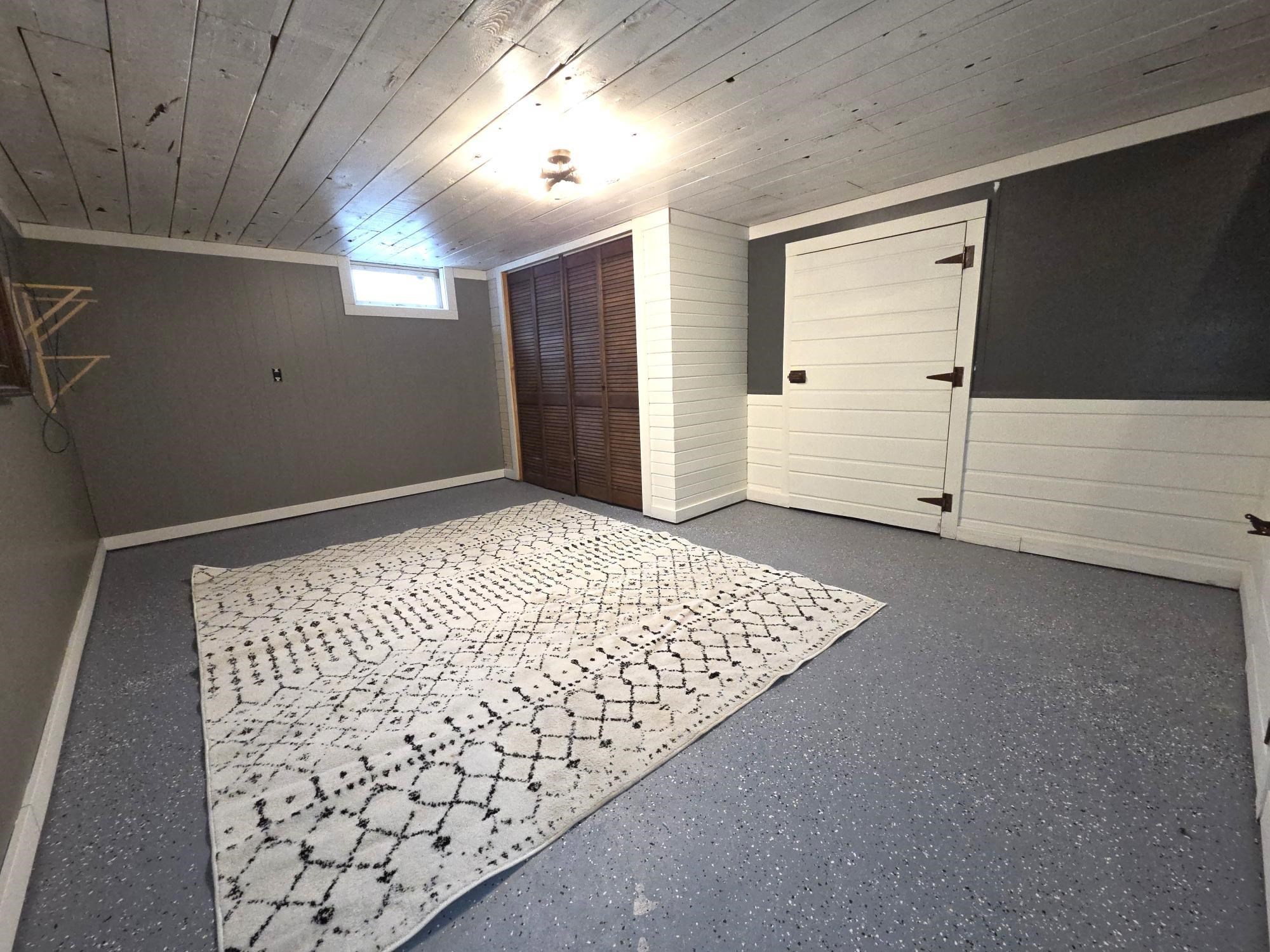 114 W PLEASANT AVENUE, Tomahawk, Wisconsin 54487, 4 Bedrooms Bedrooms, ,2 BathroomsBathrooms,Residential,For Sale,114 W PLEASANT AVENUE,22600394