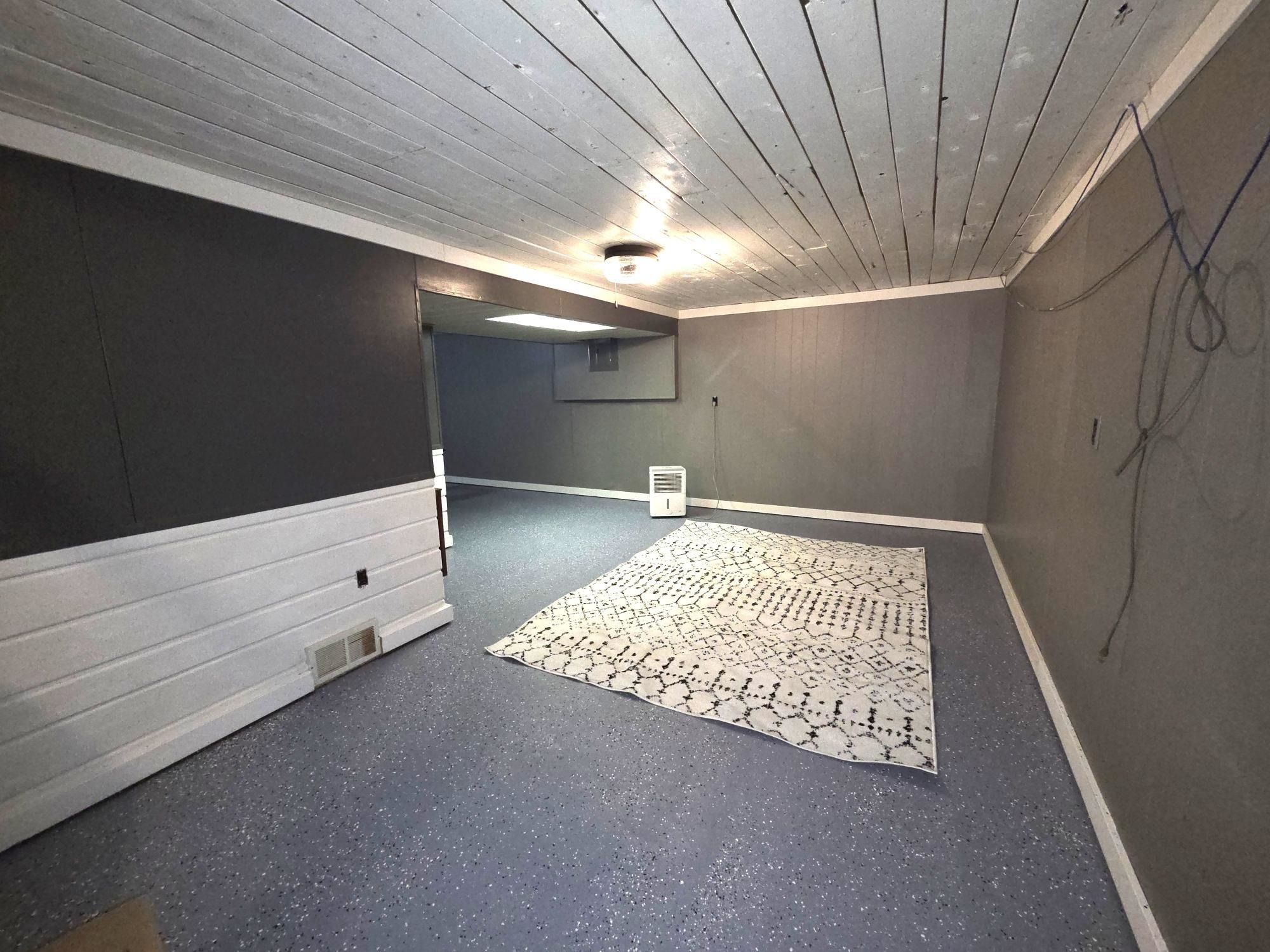 114 W PLEASANT AVENUE, Tomahawk, Wisconsin 54487, 4 Bedrooms Bedrooms, ,2 BathroomsBathrooms,Residential,For Sale,114 W PLEASANT AVENUE,22600394