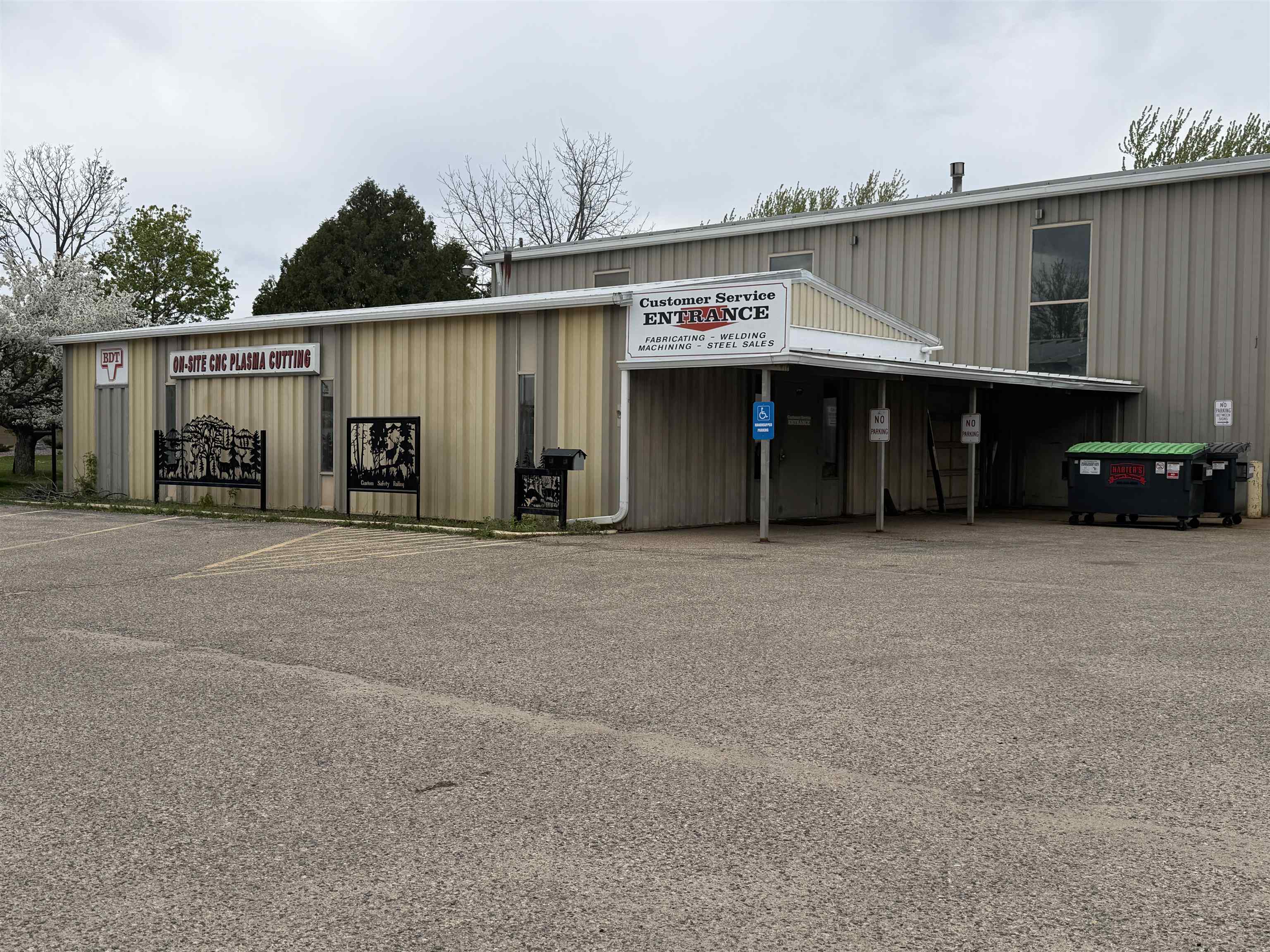 600 25TH AVENUE NORTH, Wisconsin Rapids, Wisconsin 54495, ,Commercial/industrial,For Sale,600 25TH AVENUE NORTH,22600396