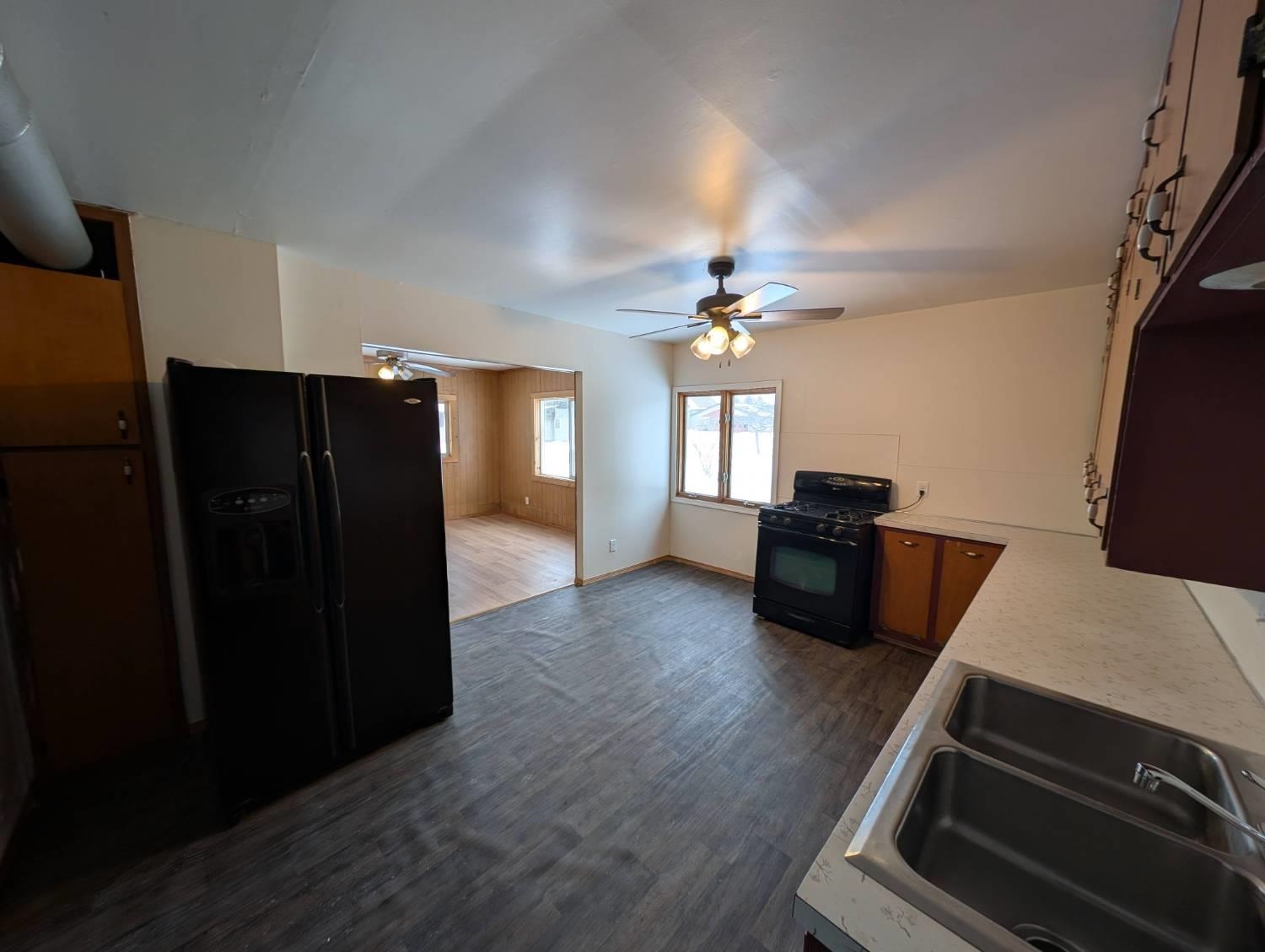 111 N FIFTH STREET, Abbotsford, Wisconsin 54405, 2 Bedrooms Bedrooms, ,1 BathroomBathrooms,Residential,For Sale,111 N FIFTH STREET,22600401