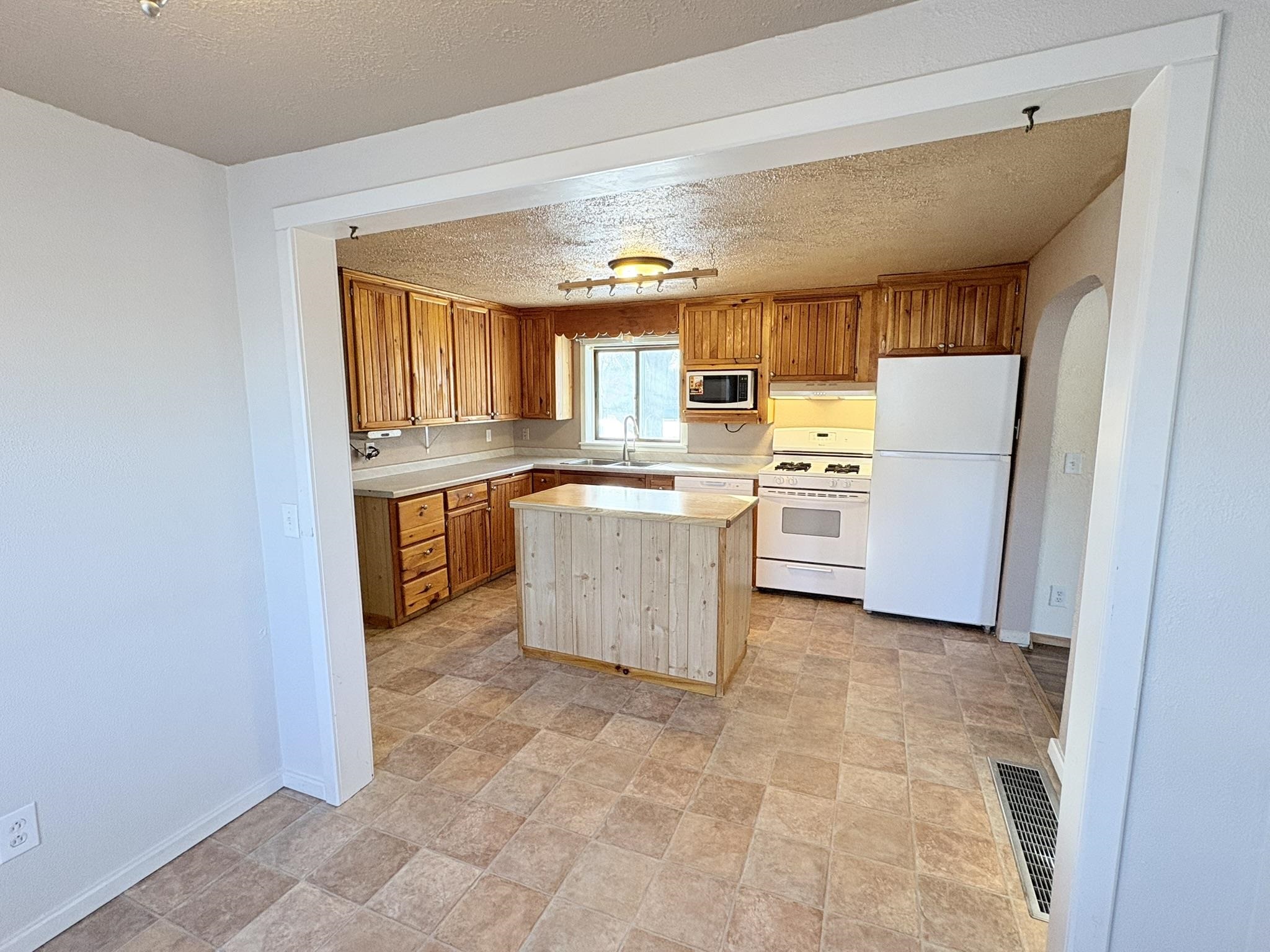 8231 MAPLE STREET, Pittsville, Wisconsin 54466, 2 Bedrooms Bedrooms, ,1 BathroomBathrooms,Residential,For Sale,8231 MAPLE STREET,22600402