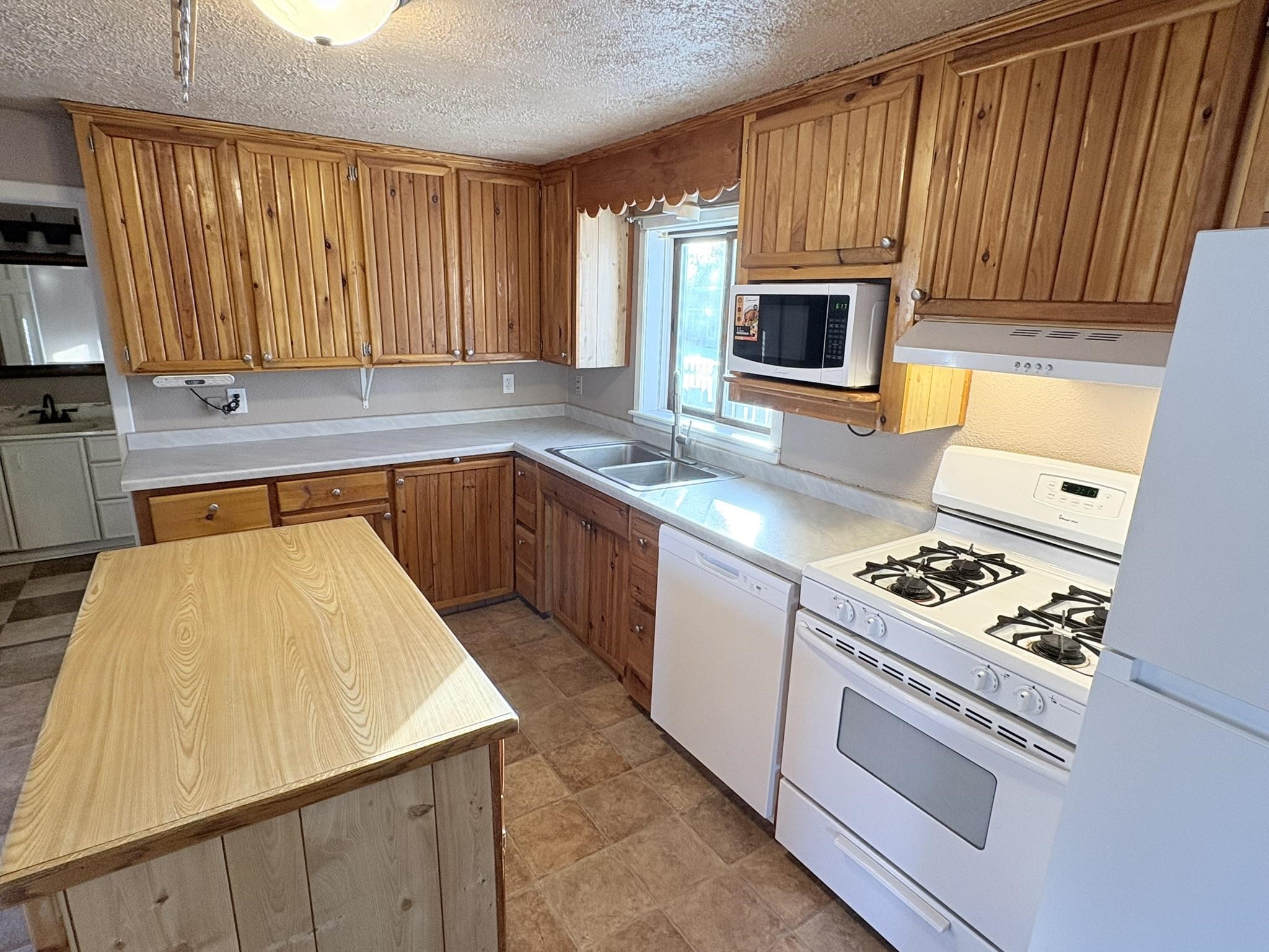 8231 MAPLE STREET, Pittsville, Wisconsin 54466, 2 Bedrooms Bedrooms, ,1 BathroomBathrooms,Residential,For Sale,8231 MAPLE STREET,22600402