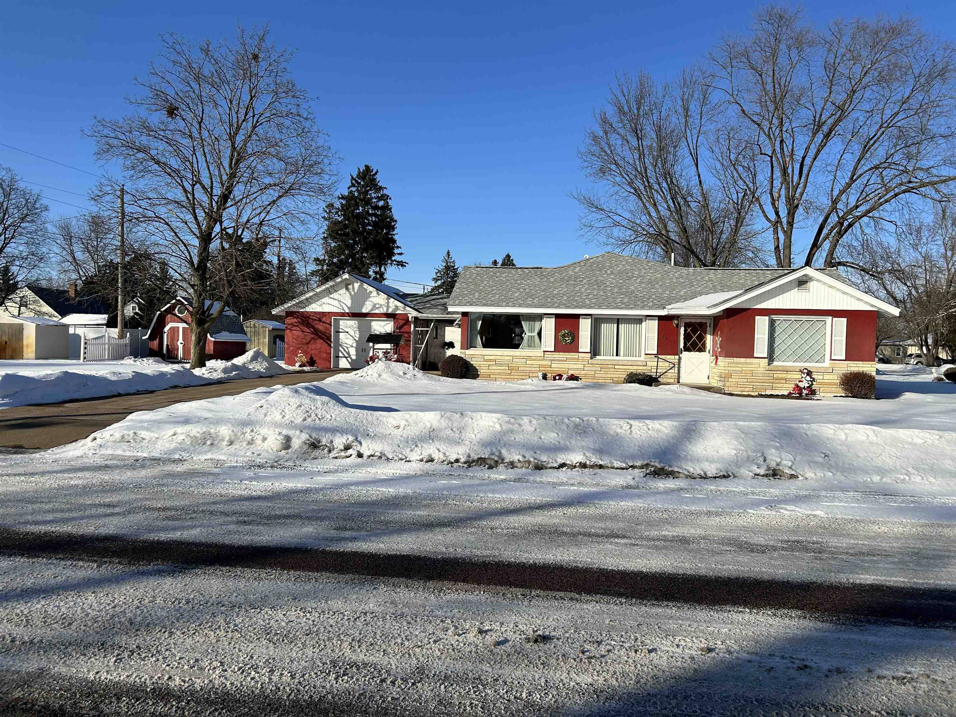 1641 SARATOGA STREET, Wisconsin Rapids, Wisconsin 54494, 3 Bedrooms Bedrooms, ,1 BathroomBathrooms,Residential,For Sale,1641 SARATOGA STREET,22600405