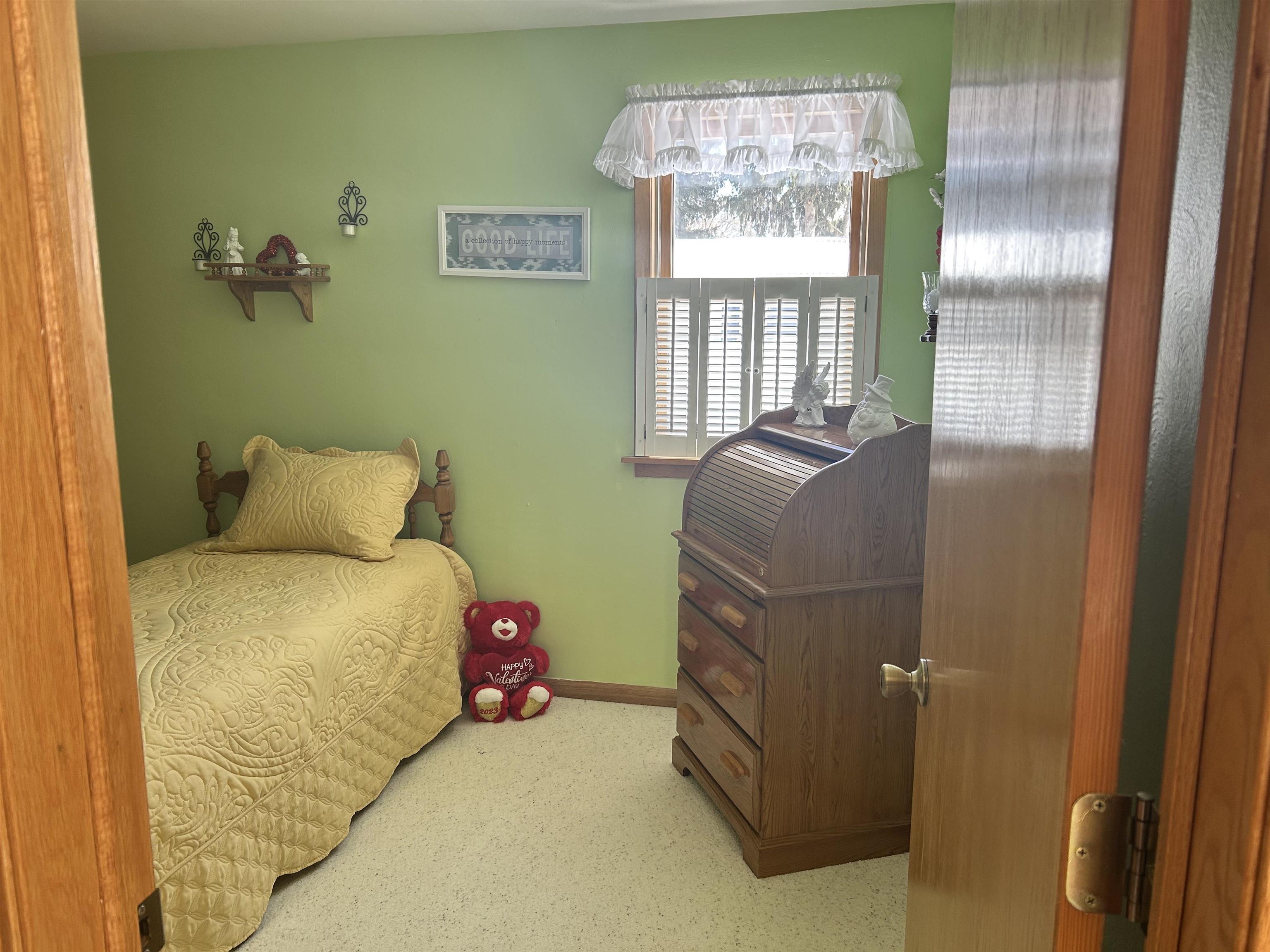 1641 SARATOGA STREET, Wisconsin Rapids, Wisconsin 54494, 3 Bedrooms Bedrooms, ,1 BathroomBathrooms,Residential,For Sale,1641 SARATOGA STREET,22600405