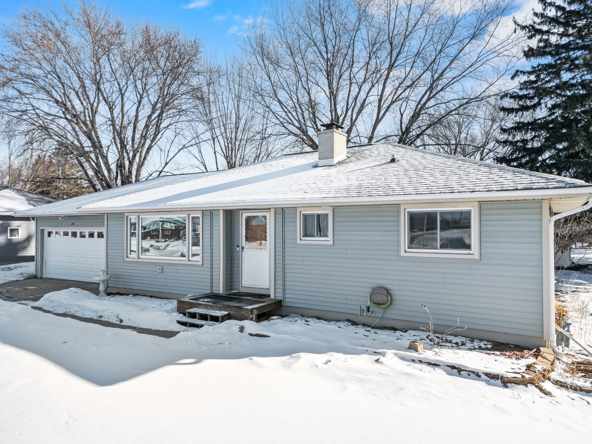 2001 S MAPLE AVENUE, Marshfield, Wisconsin 54449, 3 Bedrooms Bedrooms, ,1 BathroomBathrooms,Residential,For Sale,2001 S MAPLE AVENUE,22600407