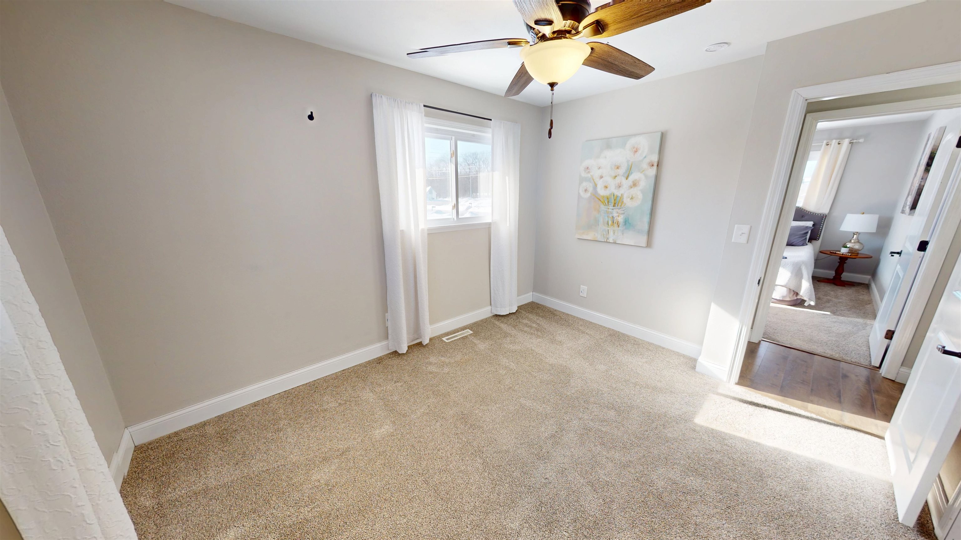 2001 S MAPLE AVENUE, Marshfield, Wisconsin 54449, 3 Bedrooms Bedrooms, ,1 BathroomBathrooms,Residential,For Sale,2001 S MAPLE AVENUE,22600407