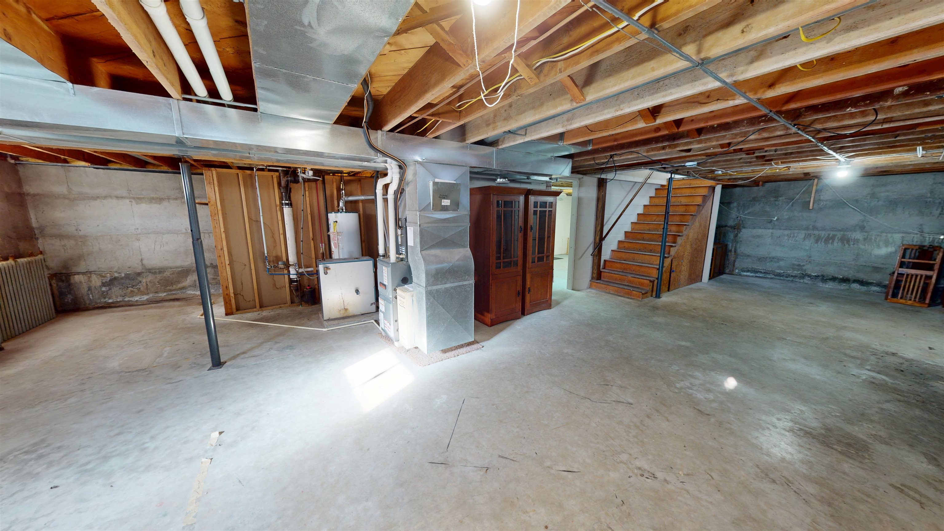 2001 S MAPLE AVENUE, Marshfield, Wisconsin 54449, 3 Bedrooms Bedrooms, ,1 BathroomBathrooms,Residential,For Sale,2001 S MAPLE AVENUE,22600407