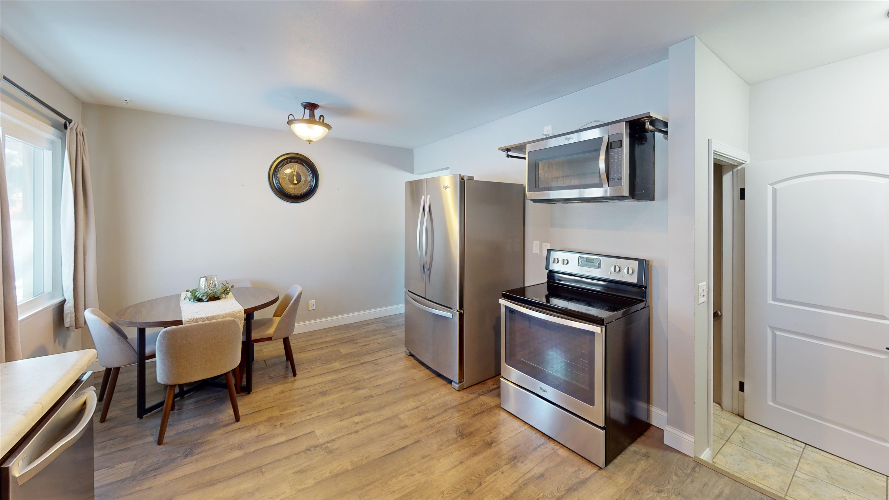 2001 S MAPLE AVENUE, Marshfield, Wisconsin 54449, 3 Bedrooms Bedrooms, ,1 BathroomBathrooms,Residential,For Sale,2001 S MAPLE AVENUE,22600407