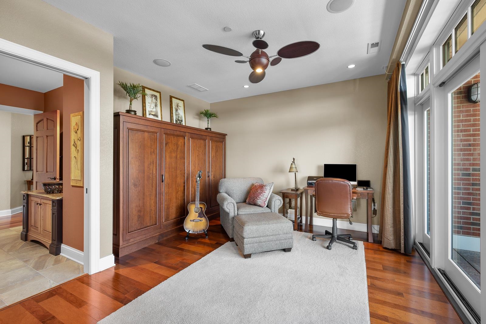 330 N 3RD STREET, Wausau, Wisconsin 54403, 2 Bedrooms Bedrooms, ,2 BathroomsBathrooms,Residential,For Sale,330 N 3RD STREET,22600408