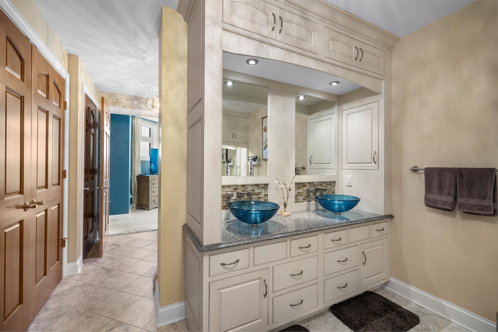 330 N 3RD STREET, Wausau, Wisconsin 54403, 2 Bedrooms Bedrooms, ,2 BathroomsBathrooms,Residential,For Sale,330 N 3RD STREET,22600408