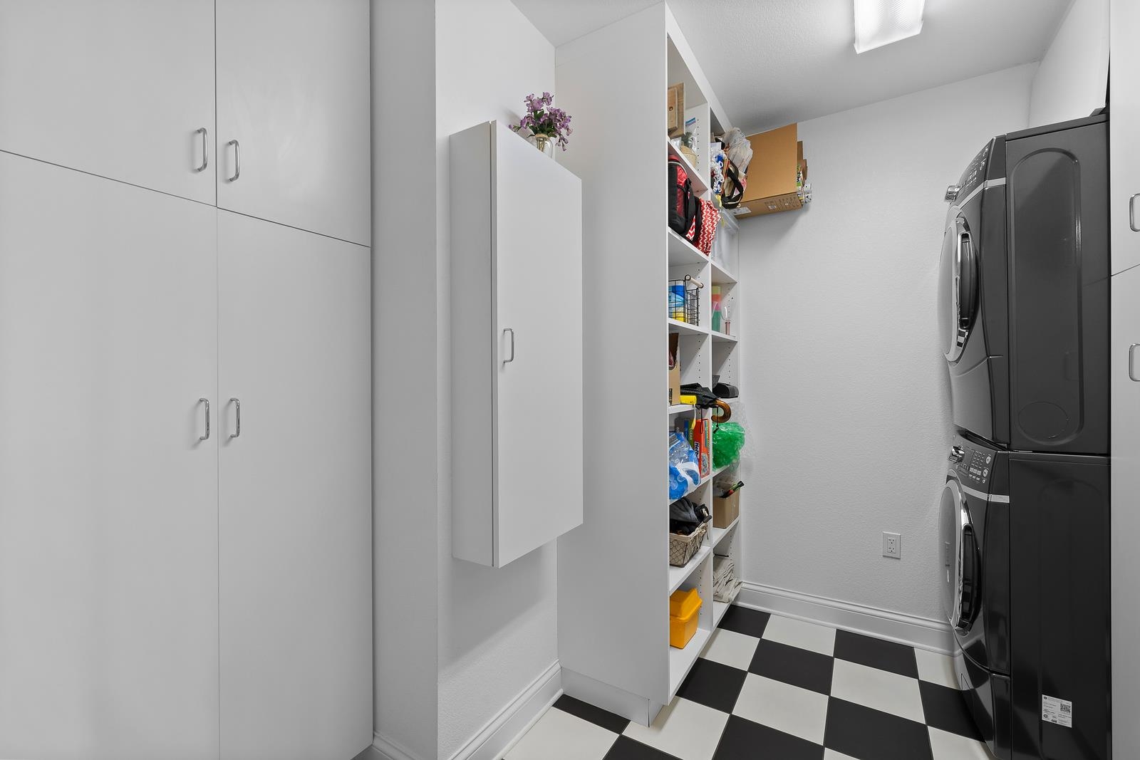 330 N 3RD STREET, Wausau, Wisconsin 54403, 2 Bedrooms Bedrooms, ,2 BathroomsBathrooms,Residential,For Sale,330 N 3RD STREET,22600408