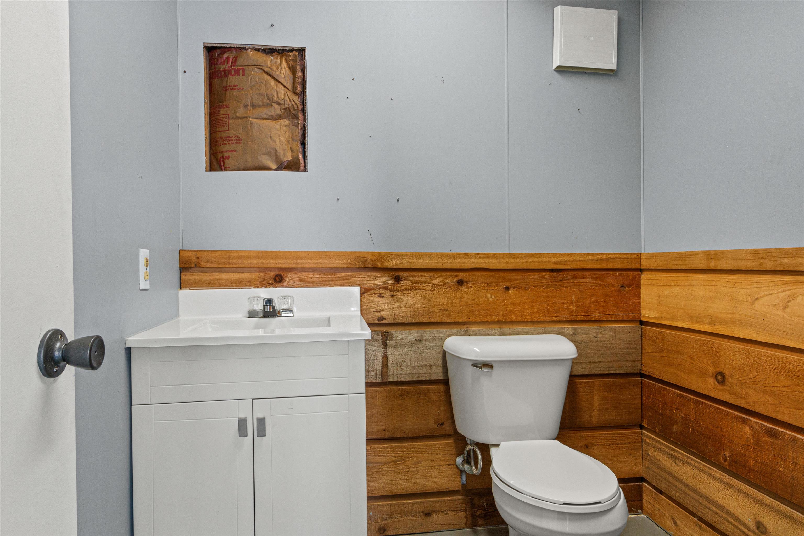 108 S FRONT STREET, Coloma, Wisconsin 54930, ,Commercial/industrial,For Sale,108 S FRONT STREET,22600422