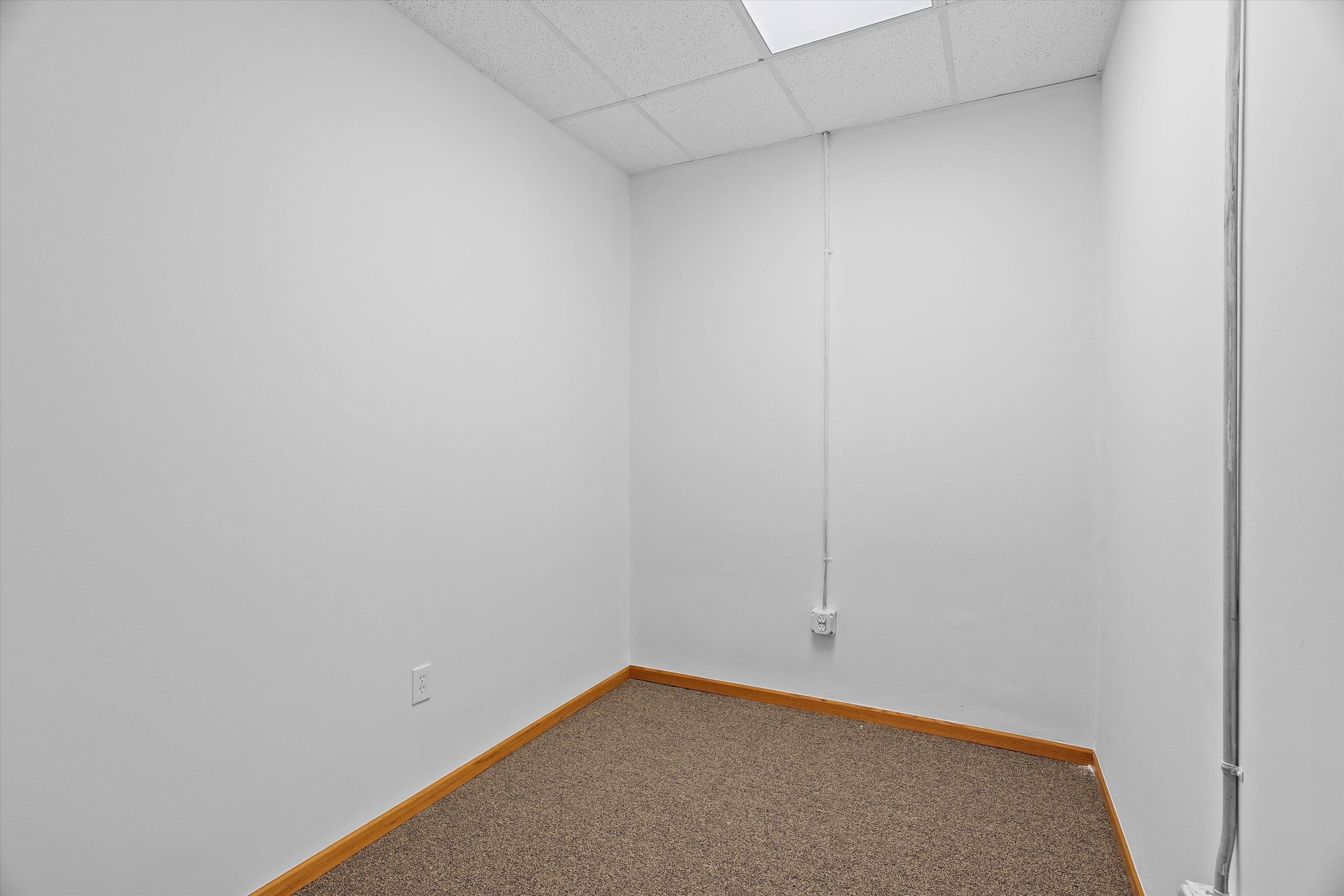 209 S CENTRAL AVENUE, Marshfield, Wisconsin 54449, ,Commercial/industrial,For Rent,209 S CENTRAL AVENUE,22600423