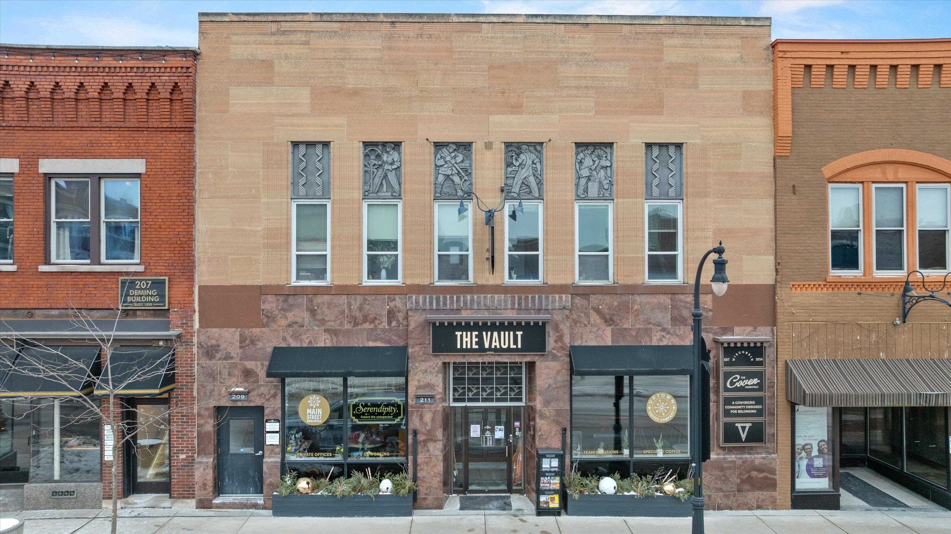 209 S CENTRAL AVENUE, Marshfield, Wisconsin 54449, ,Commercial/industrial,For Rent,209 S CENTRAL AVENUE,22600425