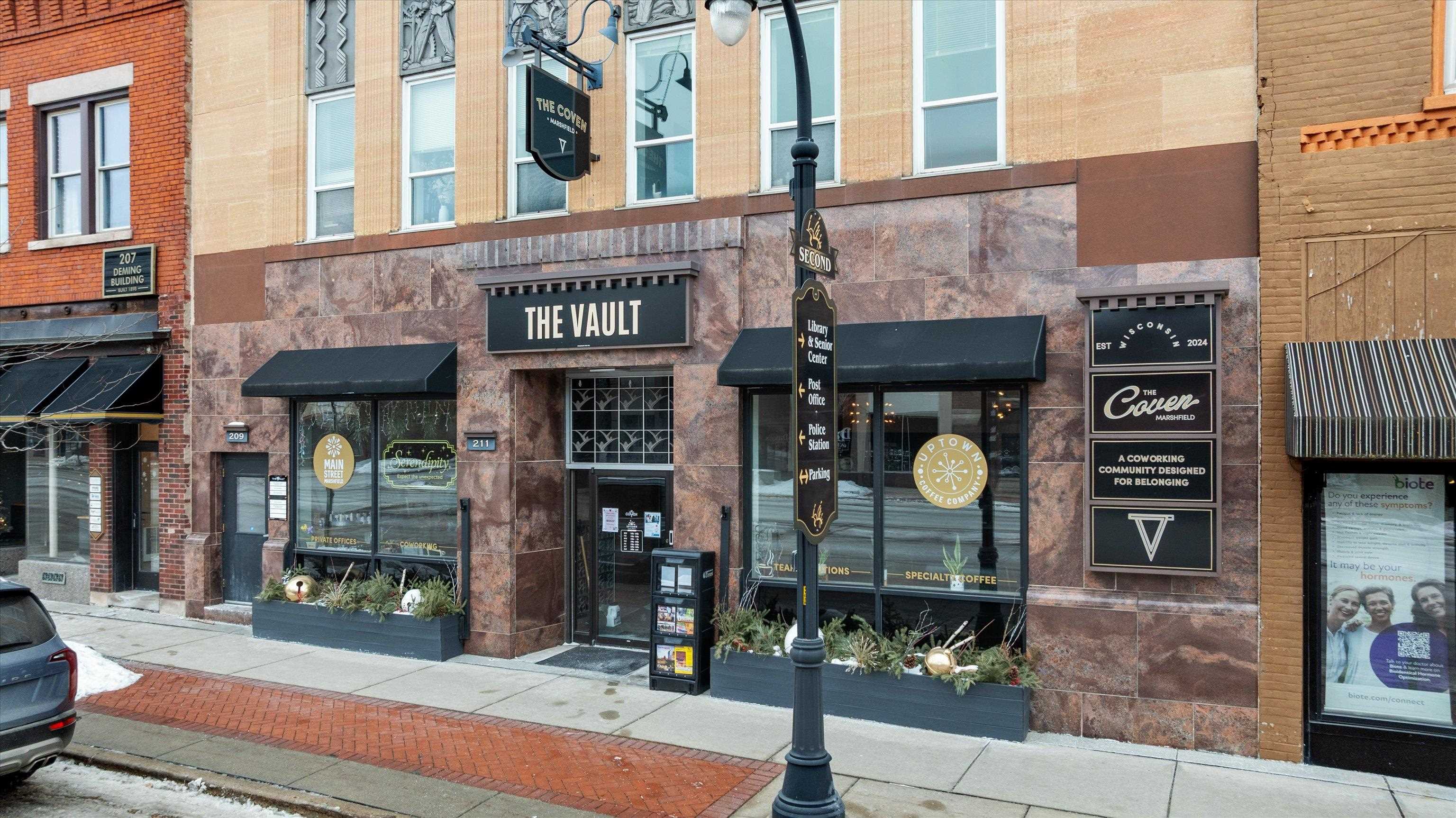 211 S CENTRAL AVENUE, Marshfield, Wisconsin 54449, ,Commercial/industrial,For Rent,211 S CENTRAL AVENUE,22600432