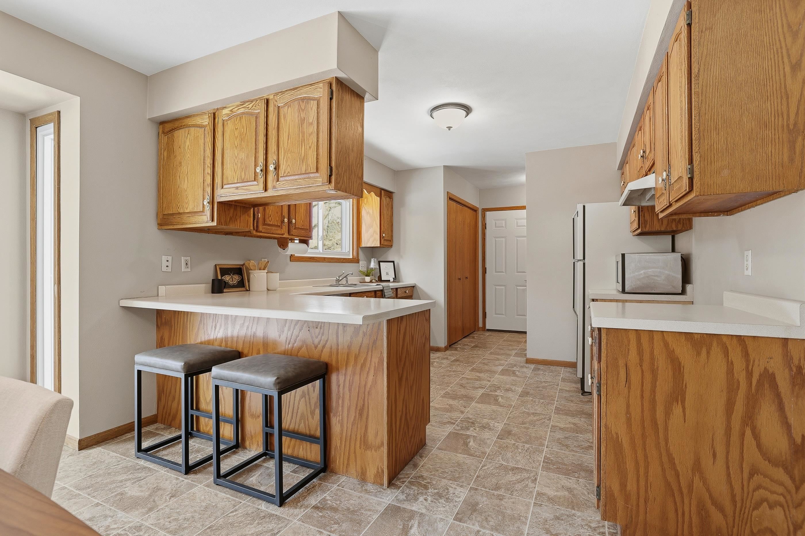 1051 CUSTER SQUARE, Stevens Point, Wisconsin 54482, 3 Bedrooms Bedrooms, ,2 BathroomsBathrooms,Residential,For Sale,1051 CUSTER SQUARE,22600436