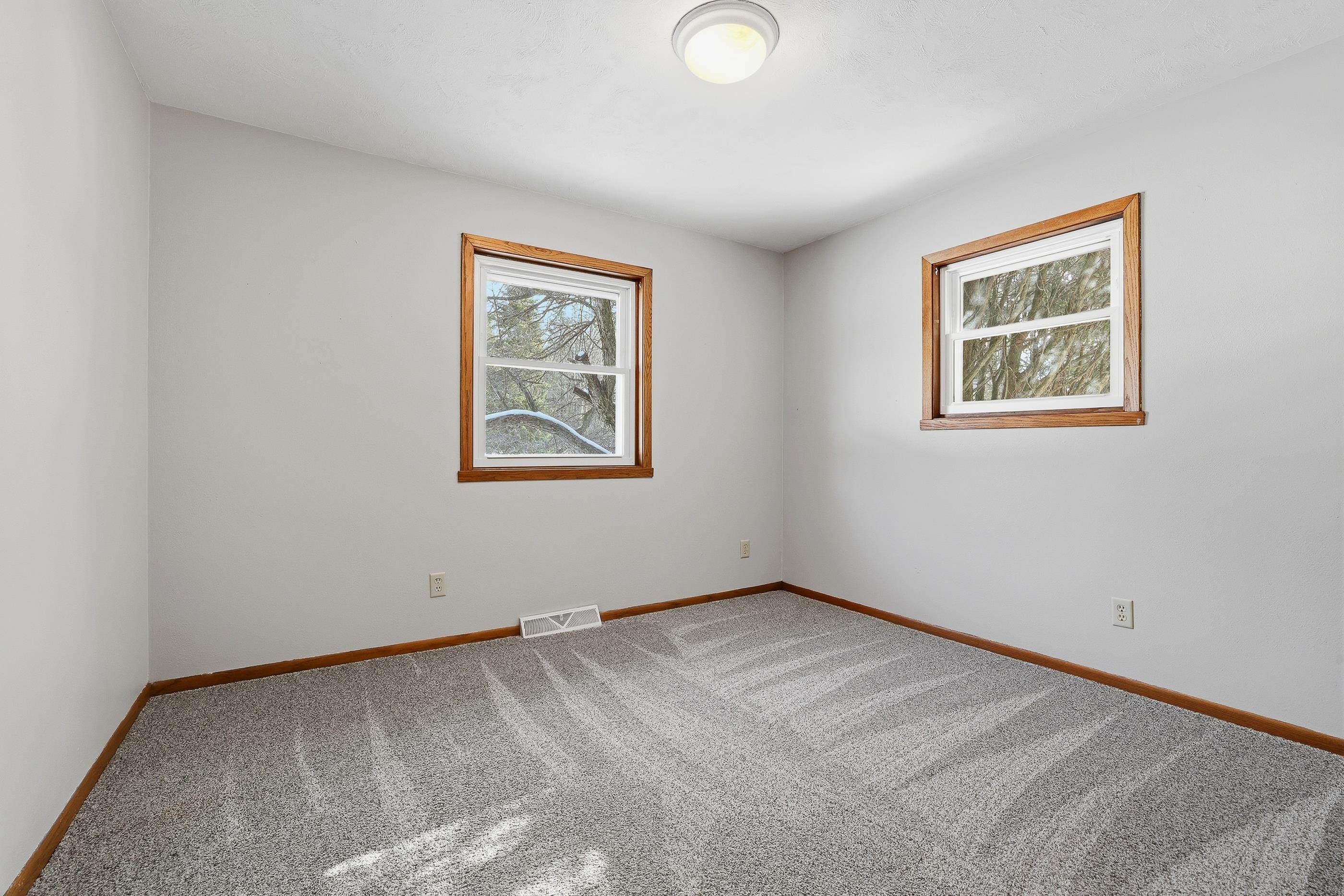 1051 CUSTER SQUARE, Stevens Point, Wisconsin 54482, 3 Bedrooms Bedrooms, ,2 BathroomsBathrooms,Residential,For Sale,1051 CUSTER SQUARE,22600436