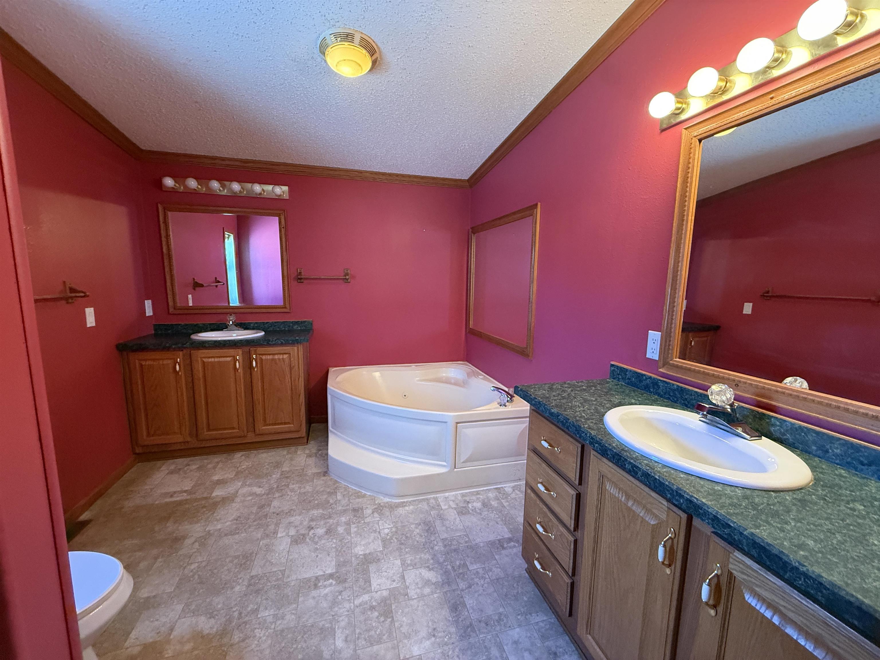 131430 FOUR MILE ROAD, Edgar, Wisconsin 54426, 3 Bedrooms Bedrooms, ,2 BathroomsBathrooms,Residential,For Sale,131430 FOUR MILE ROAD,22600438