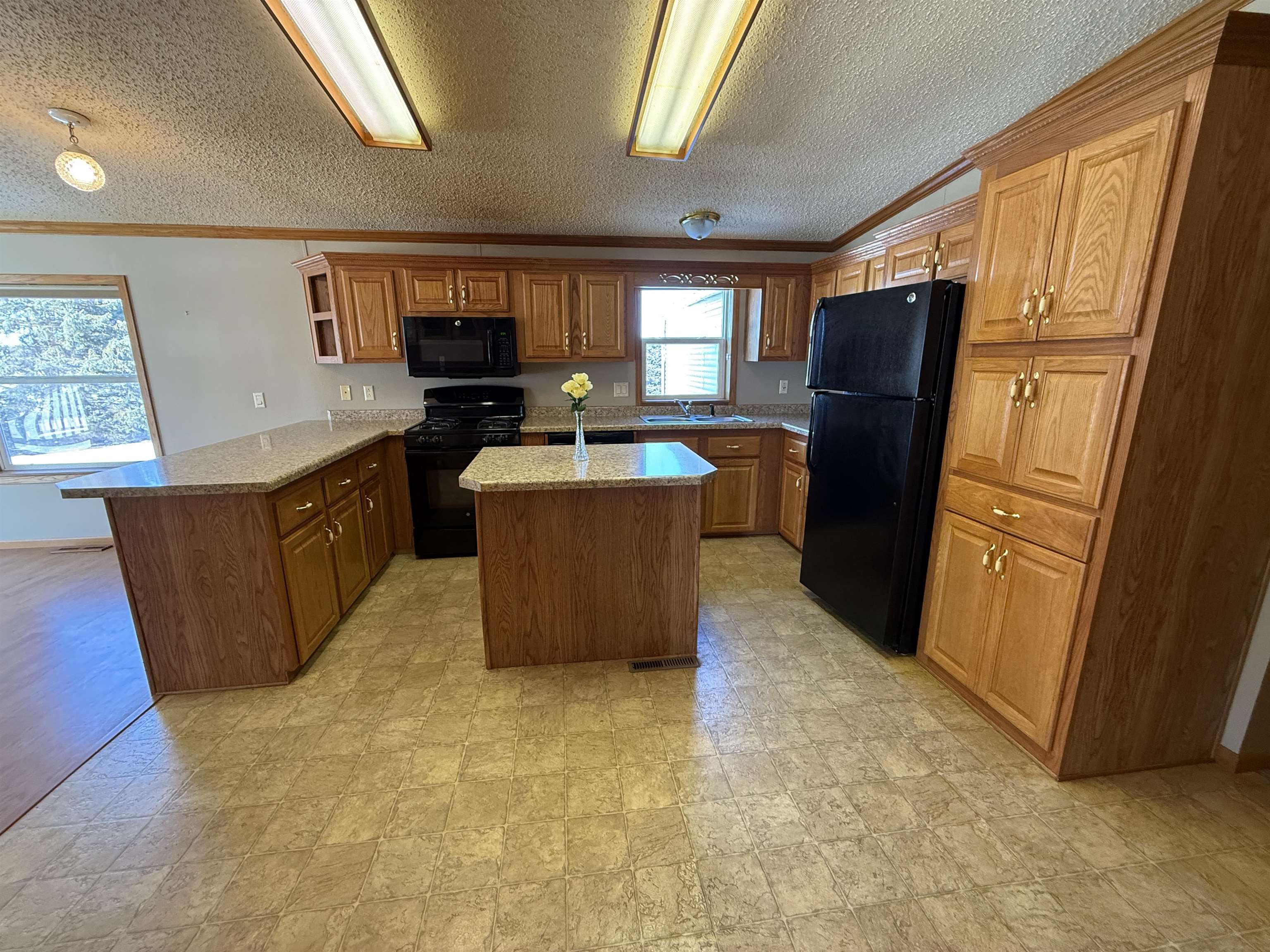 131430 FOUR MILE ROAD, Edgar, Wisconsin 54426, 3 Bedrooms Bedrooms, ,2 BathroomsBathrooms,Residential,For Sale,131430 FOUR MILE ROAD,22600438