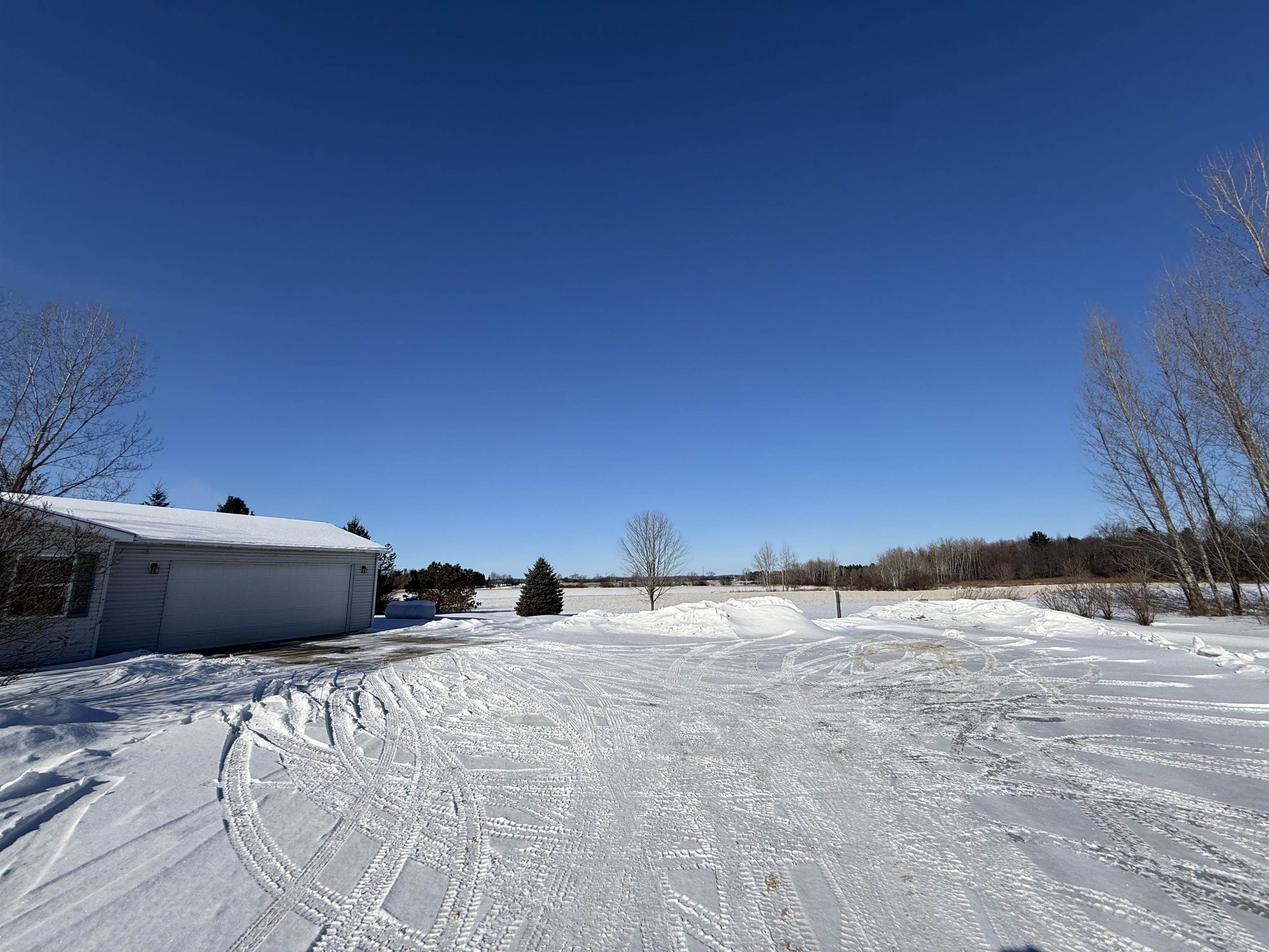 131430 FOUR MILE ROAD, Edgar, Wisconsin 54426, 3 Bedrooms Bedrooms, ,2 BathroomsBathrooms,Residential,For Sale,131430 FOUR MILE ROAD,22600438