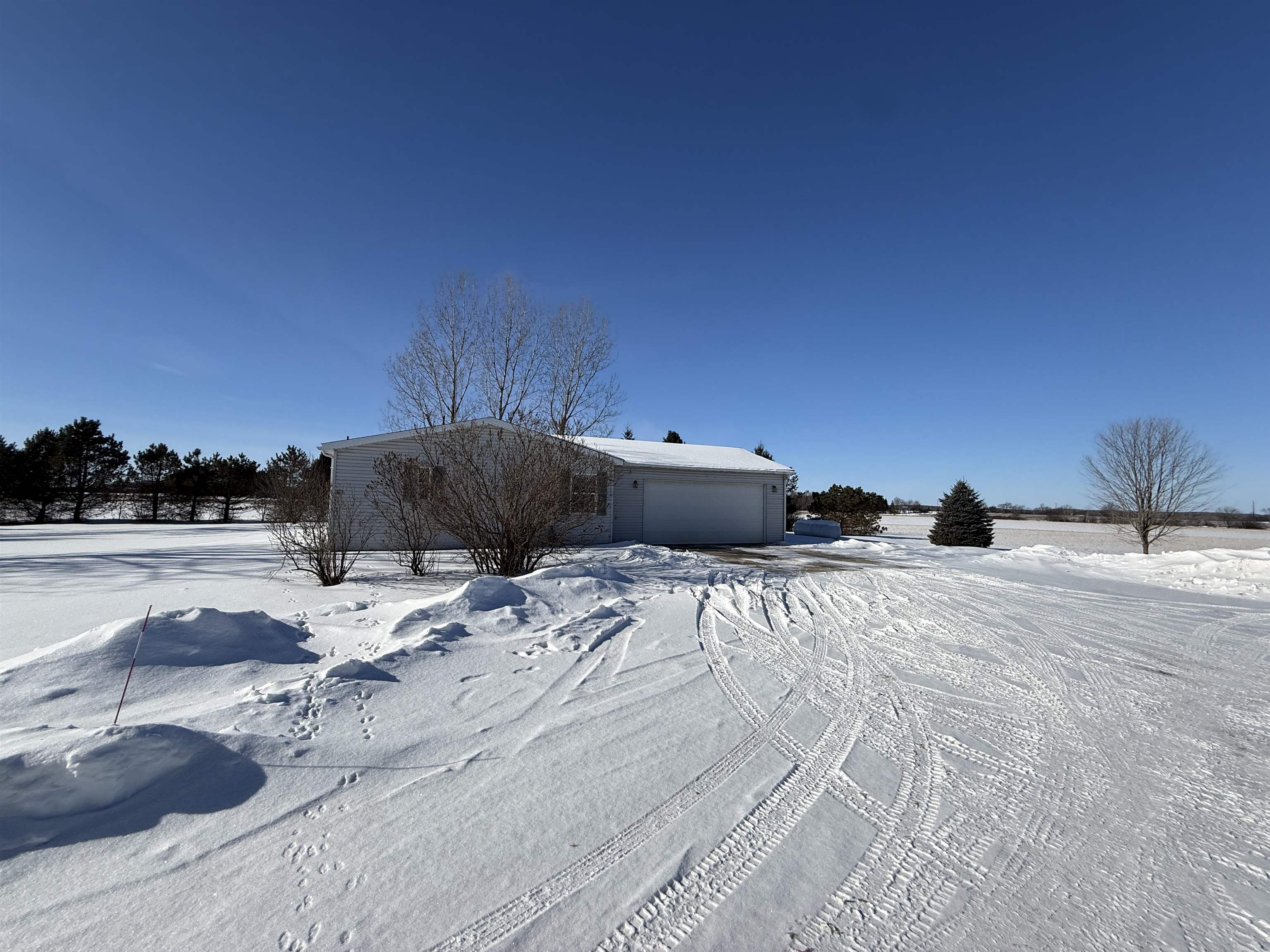 131430 FOUR MILE ROAD, Edgar, Wisconsin 54426, 3 Bedrooms Bedrooms, ,2 BathroomsBathrooms,Residential,For Sale,131430 FOUR MILE ROAD,22600438