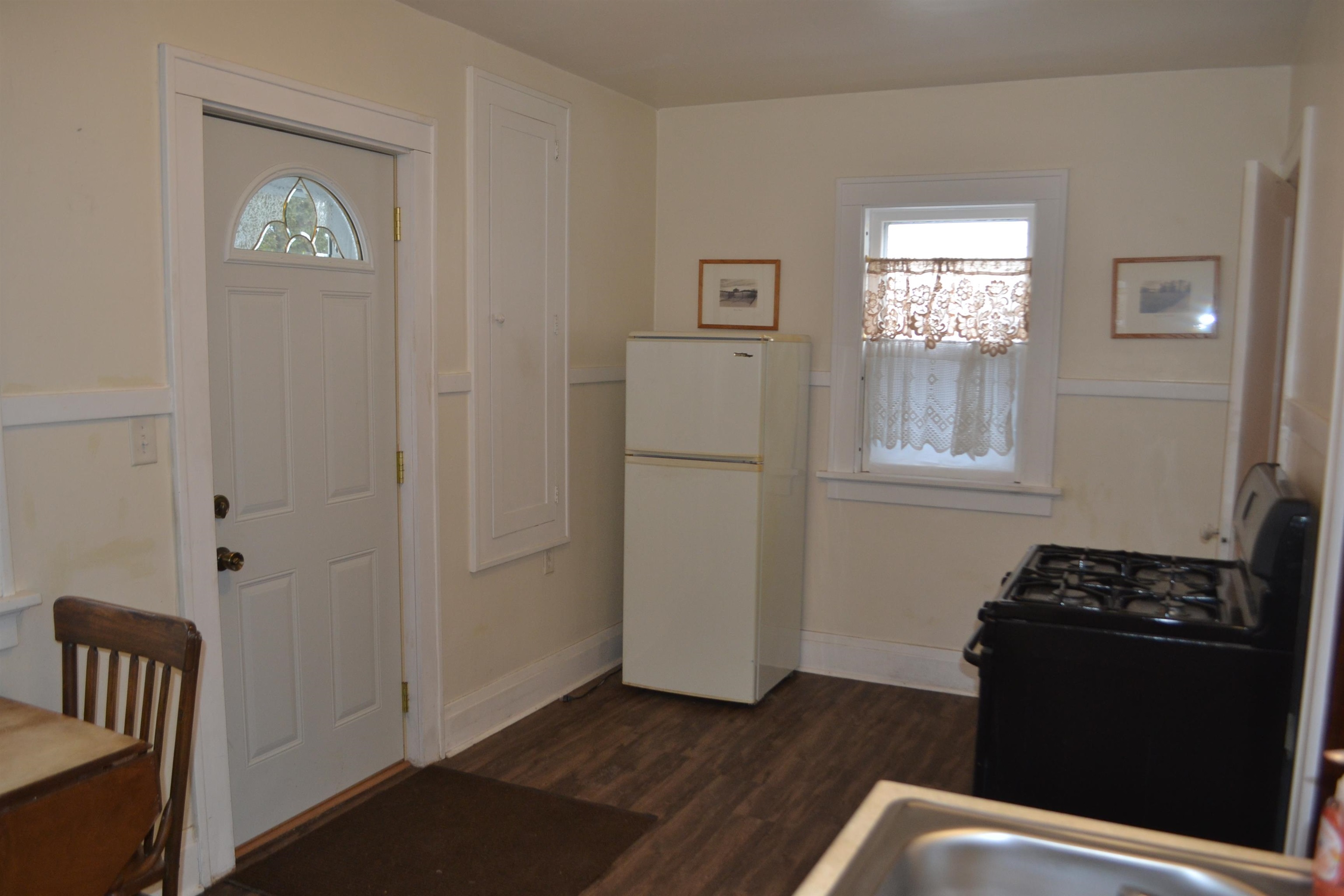 209 SEYMOUR STREET, Wausau, Wisconsin 54403, 2 Bedrooms Bedrooms, ,1 BathroomBathrooms,Residential,For Sale,209 SEYMOUR STREET,22600443