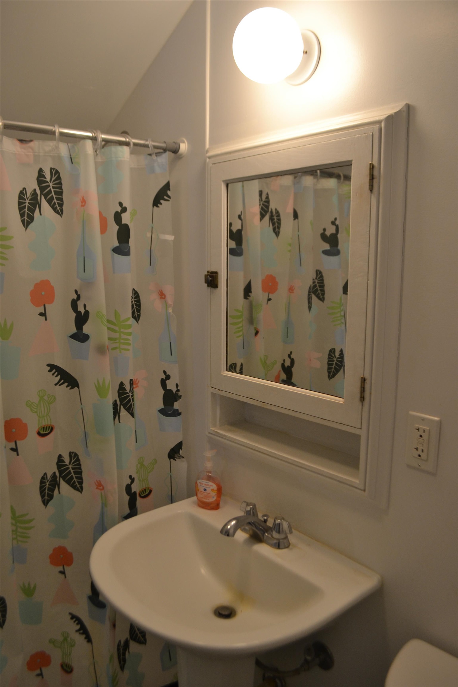 209 SEYMOUR STREET, Wausau, Wisconsin 54403, 2 Bedrooms Bedrooms, ,1 BathroomBathrooms,Residential,For Sale,209 SEYMOUR STREET,22600443