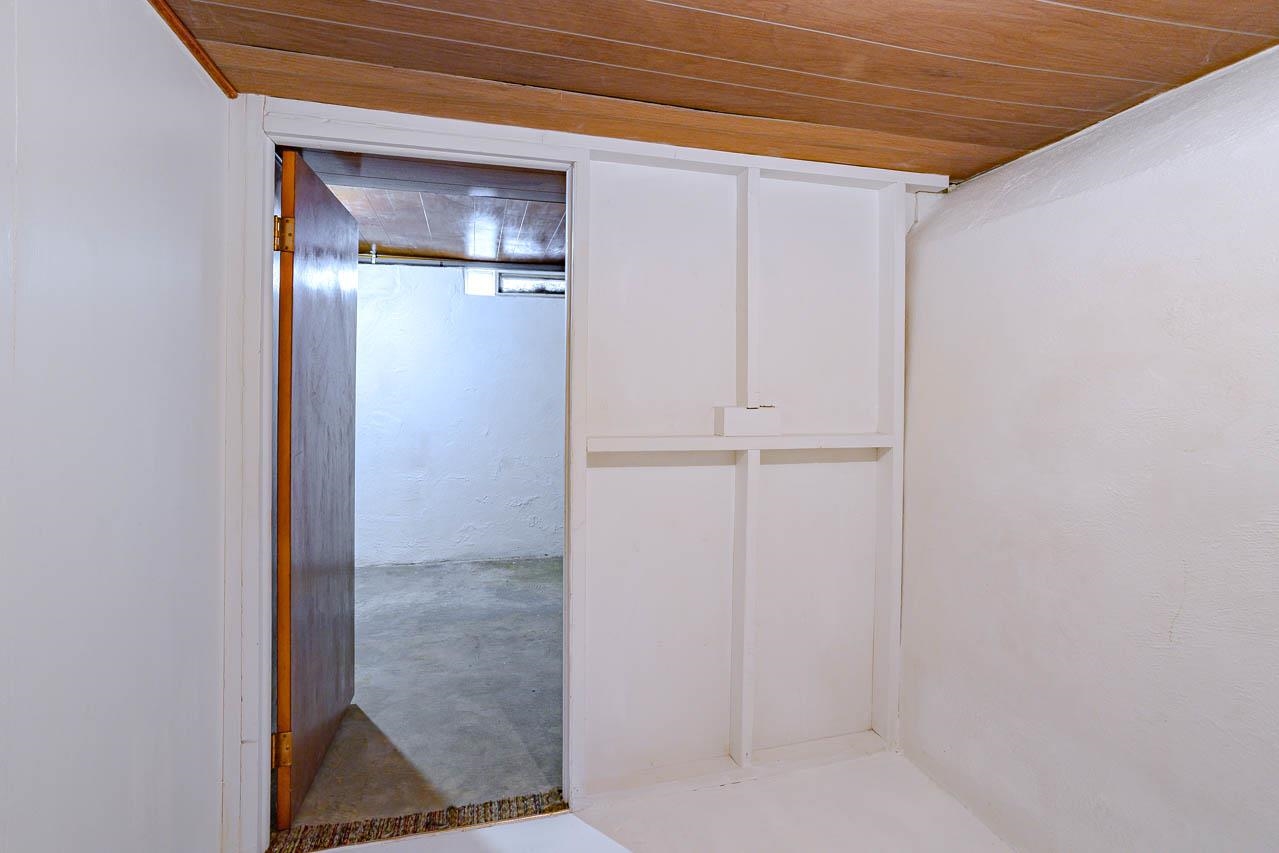 1123 S 14TH AVENUE, Wausau, Wisconsin 54401, 4 Bedrooms Bedrooms, ,2 BathroomsBathrooms,Residential,For Sale,1123 S 14TH AVENUE,22600444