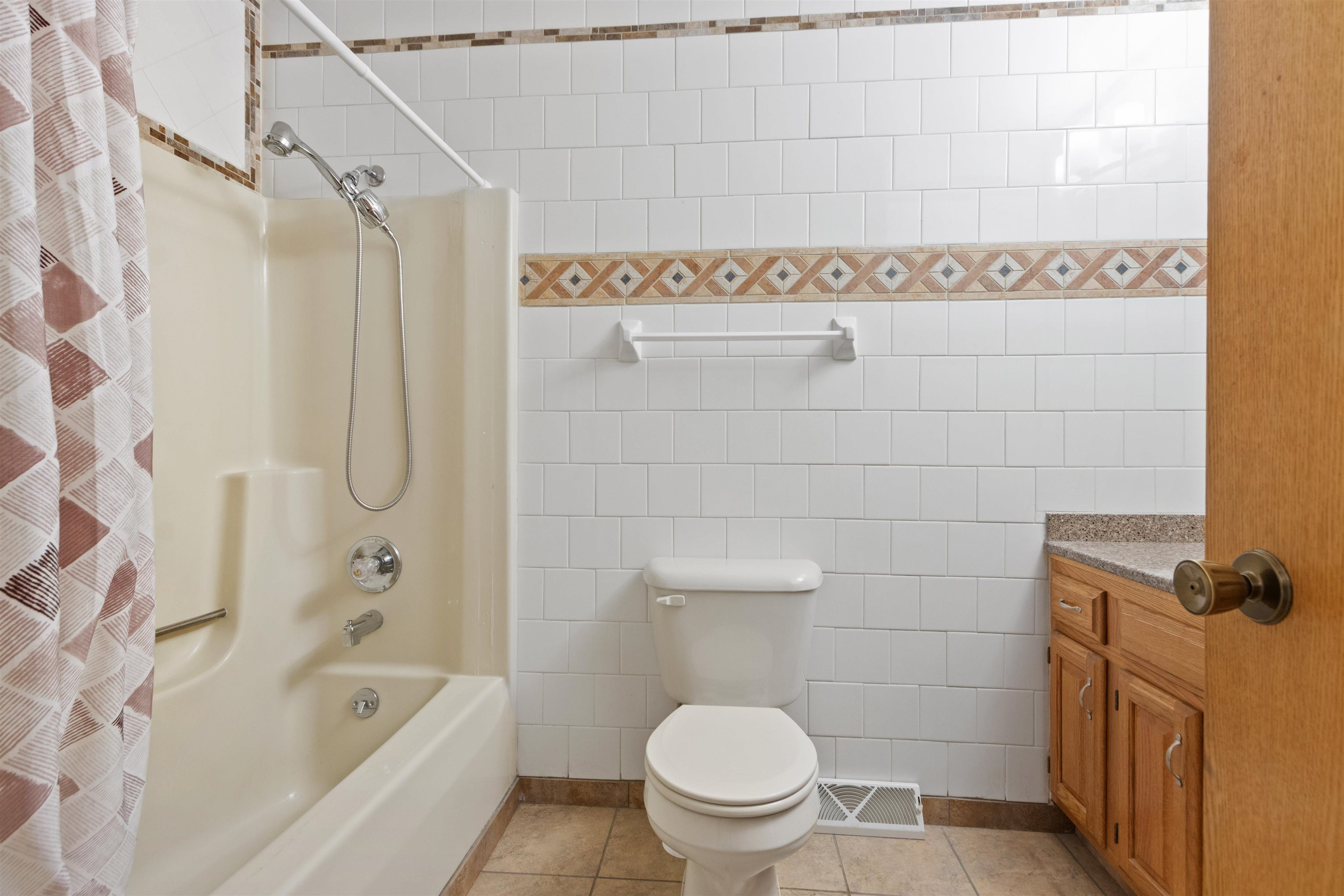 921 TANGLEWOOD DRIVE, Plover, Wisconsin 54467, 3 Bedrooms Bedrooms, ,2 BathroomsBathrooms,Residential,For Sale,921 TANGLEWOOD DRIVE,22600450