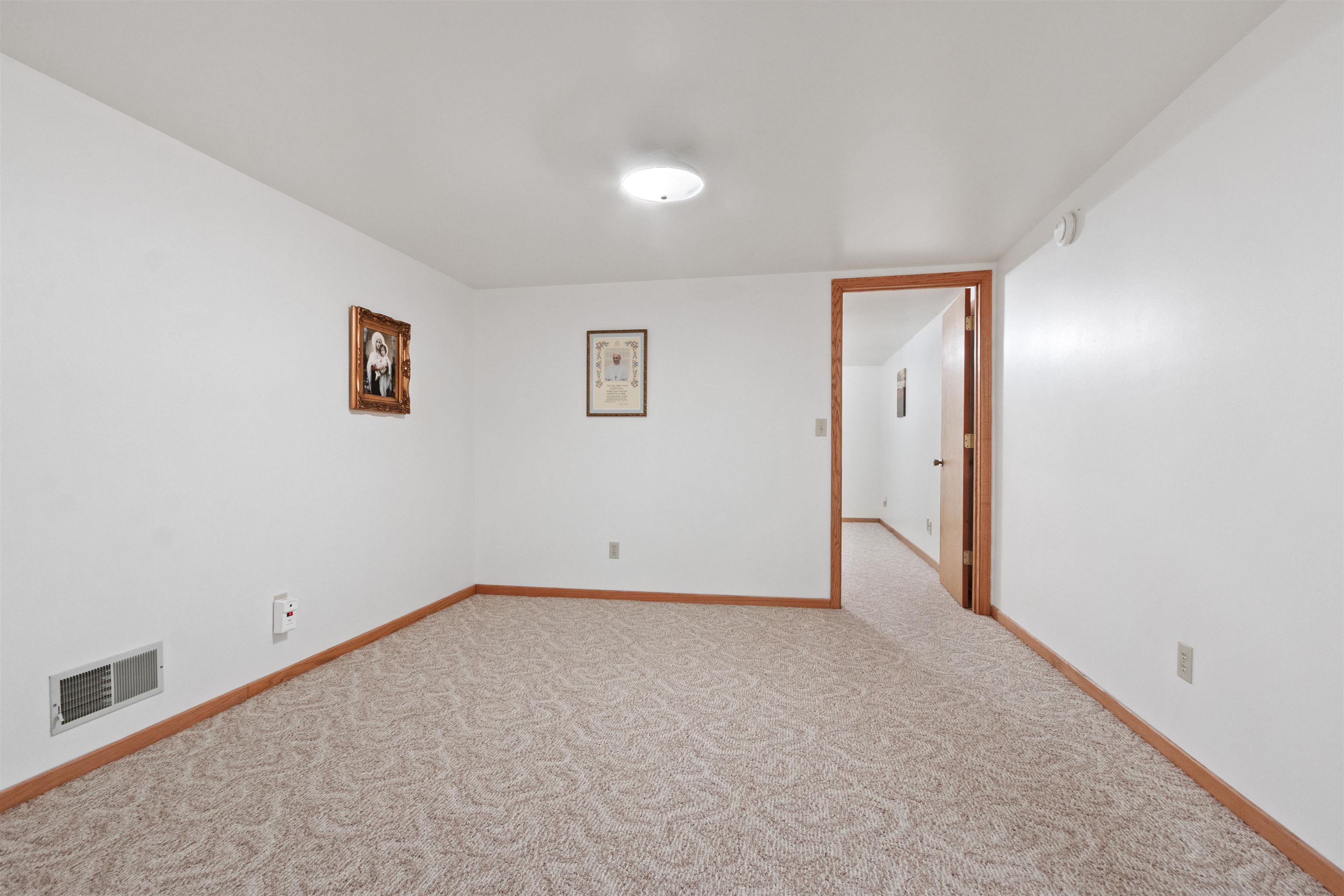 921 TANGLEWOOD DRIVE, Plover, Wisconsin 54467, 3 Bedrooms Bedrooms, ,2 BathroomsBathrooms,Residential,For Sale,921 TANGLEWOOD DRIVE,22600450