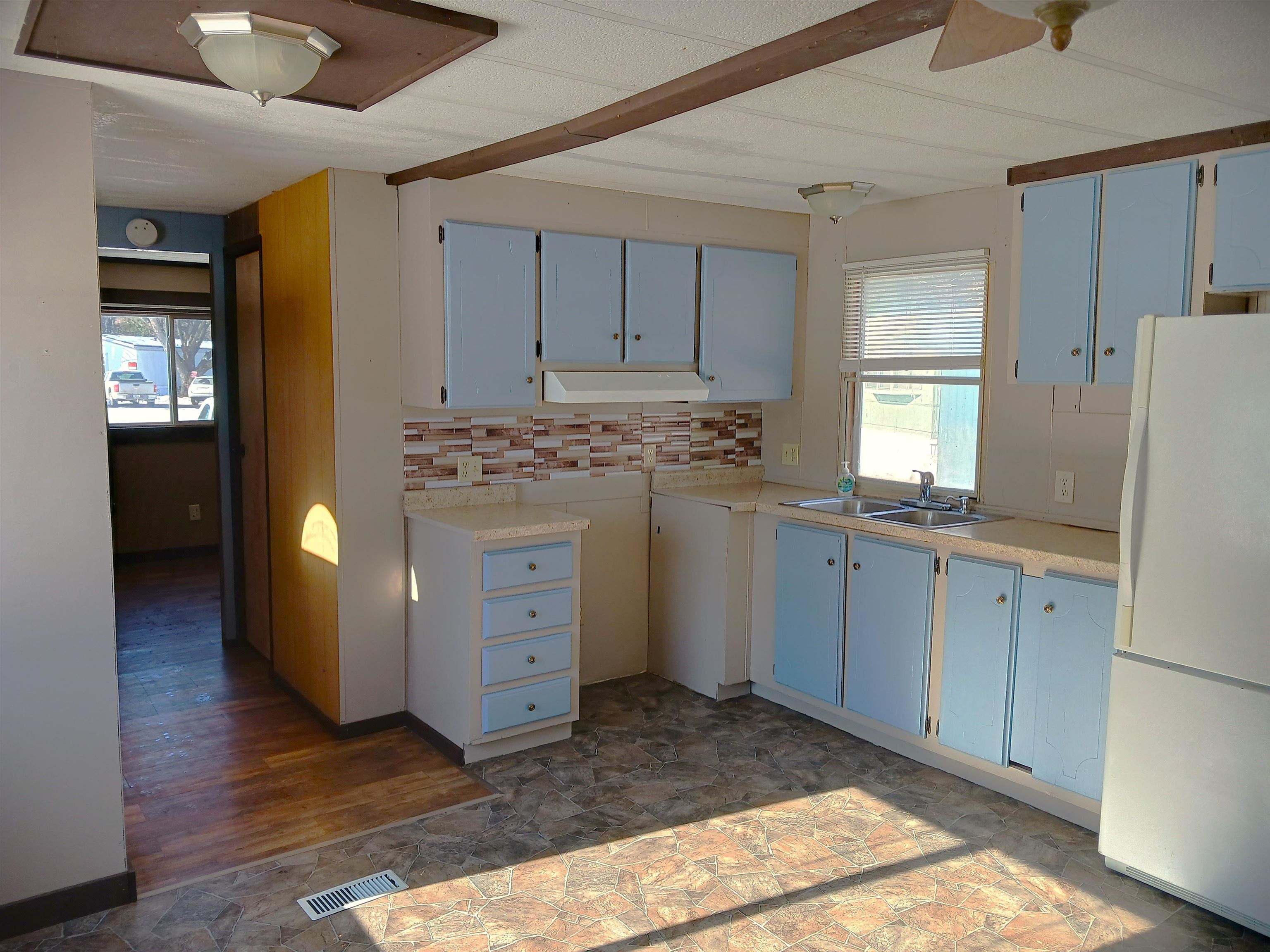 899 STATE HIGHWAY 73, Wisconsin Rapids, Wisconsin 54494, 2 Bedrooms Bedrooms, ,2 BathroomsBathrooms,Residential,For Sale,899 STATE HIGHWAY 73,22600451