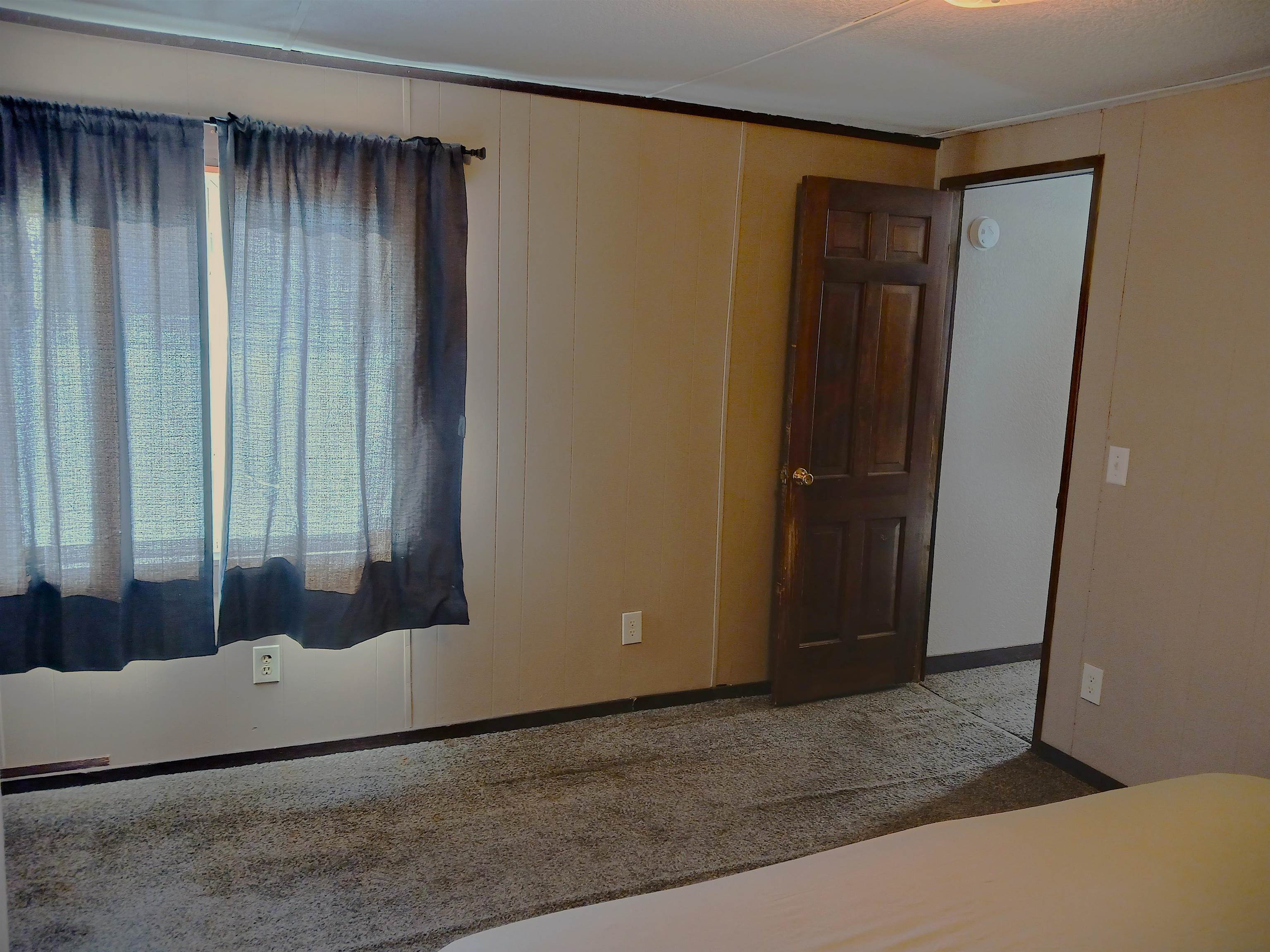 899 STATE HIGHWAY 73, Wisconsin Rapids, Wisconsin 54494, 2 Bedrooms Bedrooms, ,2 BathroomsBathrooms,Residential,For Sale,899 STATE HIGHWAY 73,22600451