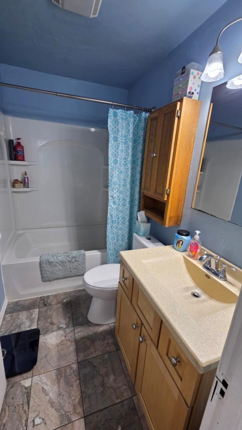 821 S 9TH AVENUE, Wausau, Wisconsin 54401, 3 Bedrooms Bedrooms, ,1 BathroomBathrooms,Residential,For Sale,821 S 9TH AVENUE,22600453