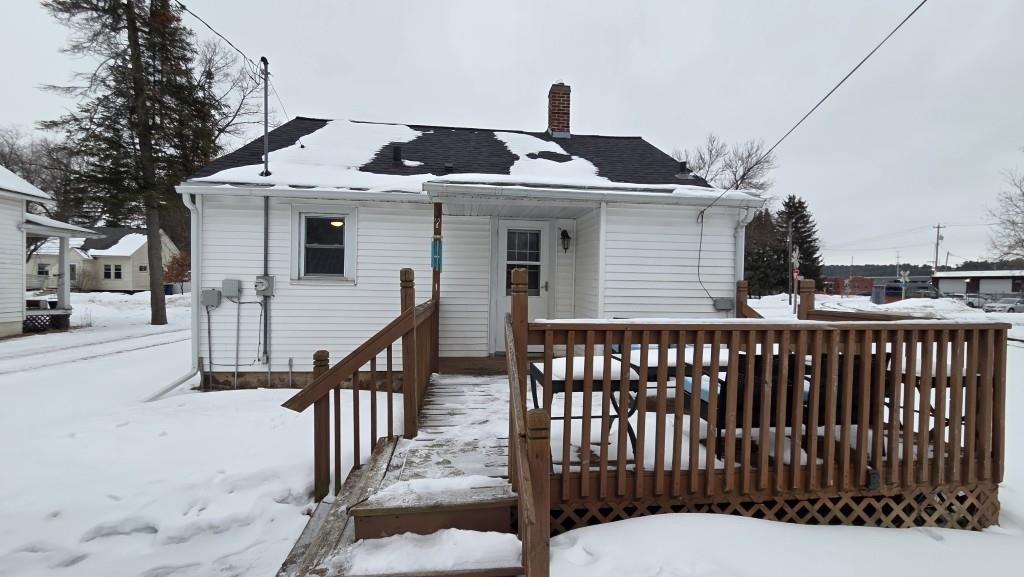 821 S 9TH AVENUE, Wausau, Wisconsin 54401, 3 Bedrooms Bedrooms, ,1 BathroomBathrooms,Residential,For Sale,821 S 9TH AVENUE,22600453
