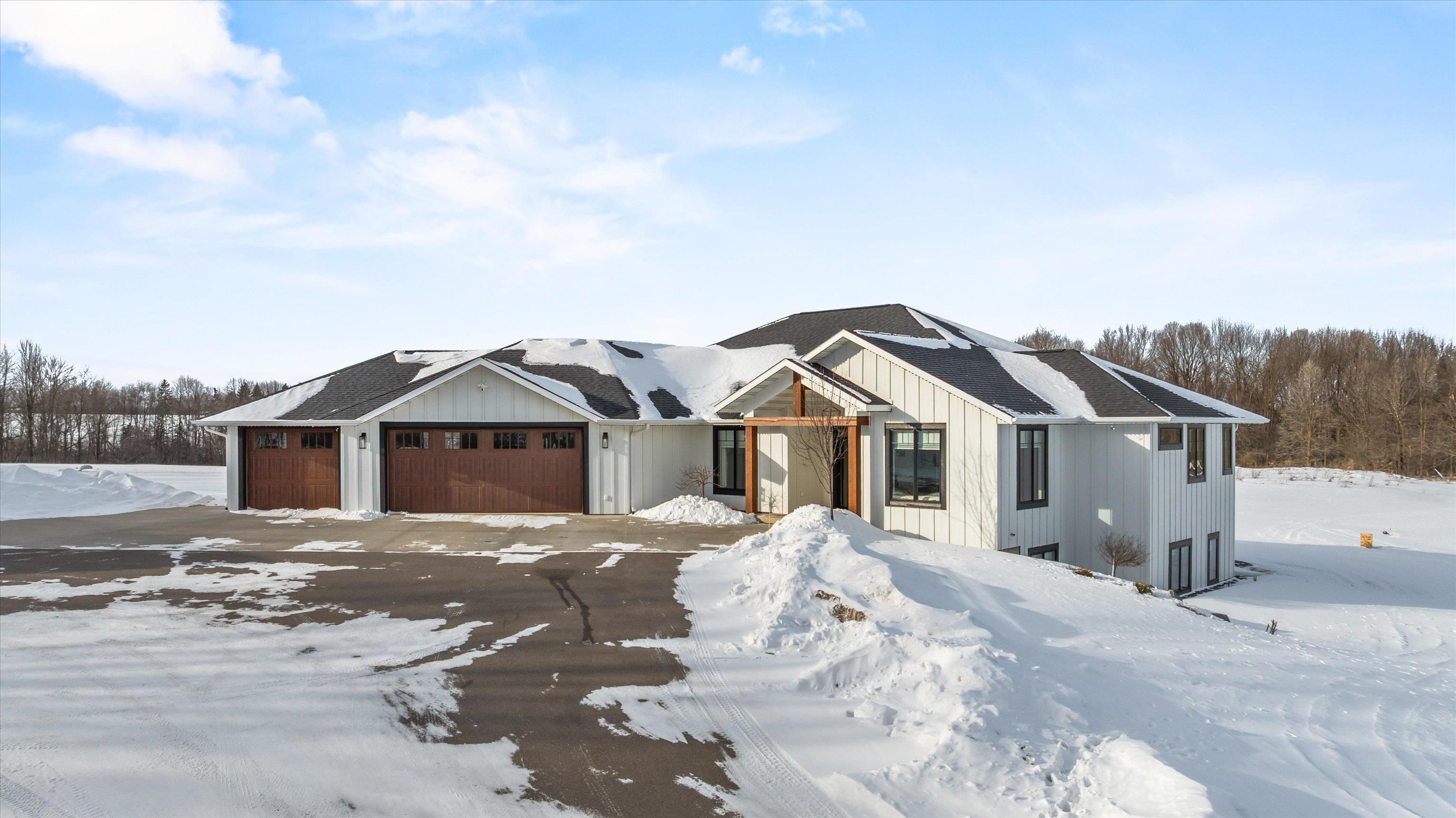 212508 STURM ROAD, Stratford, Wisconsin 54484, 5 Bedrooms Bedrooms, ,3 BathroomsBathrooms,Residential,For Sale,212508 STURM ROAD,22600454