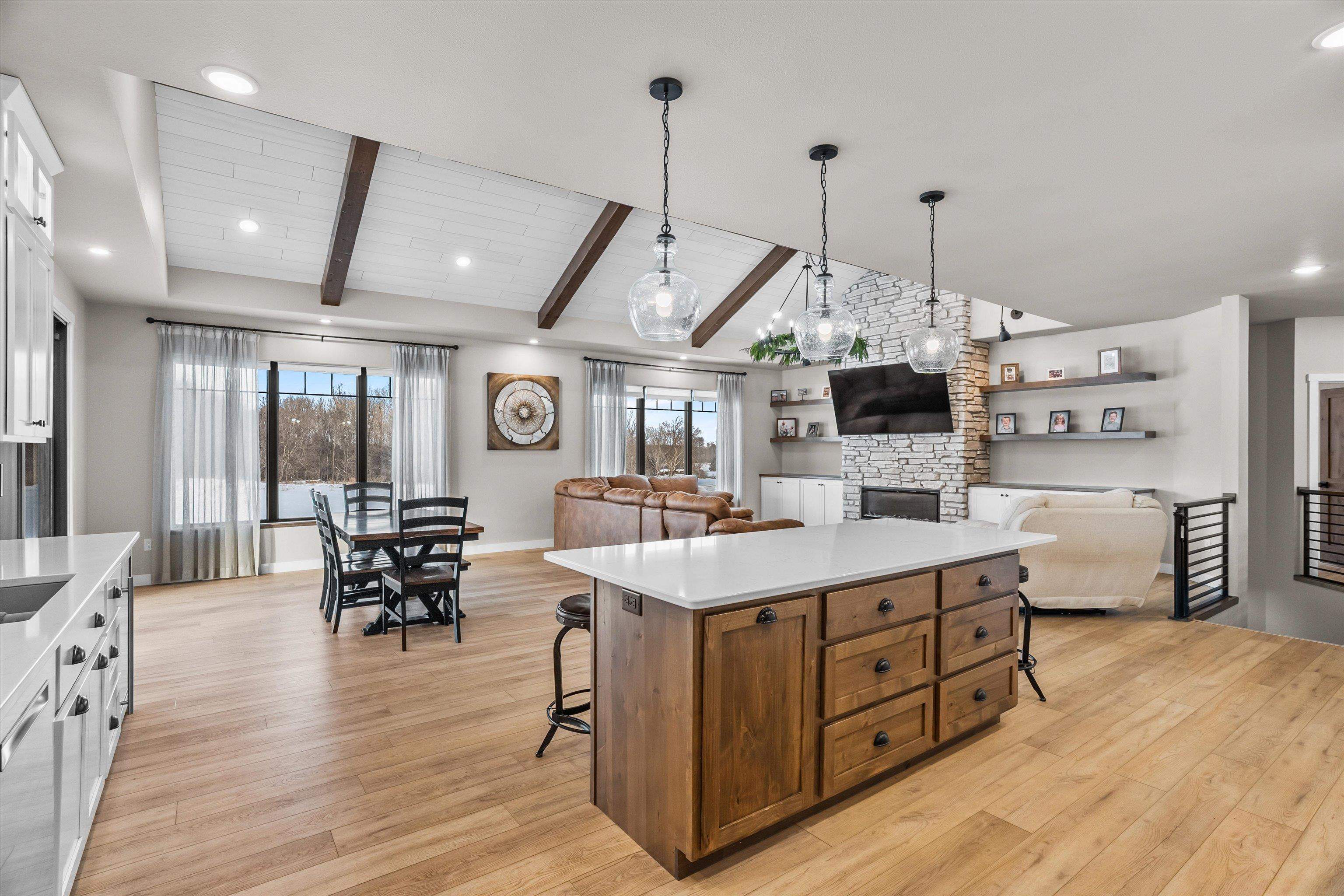 212508 STURM ROAD, Stratford, Wisconsin 54484, 5 Bedrooms Bedrooms, ,3 BathroomsBathrooms,Residential,For Sale,212508 STURM ROAD,22600454