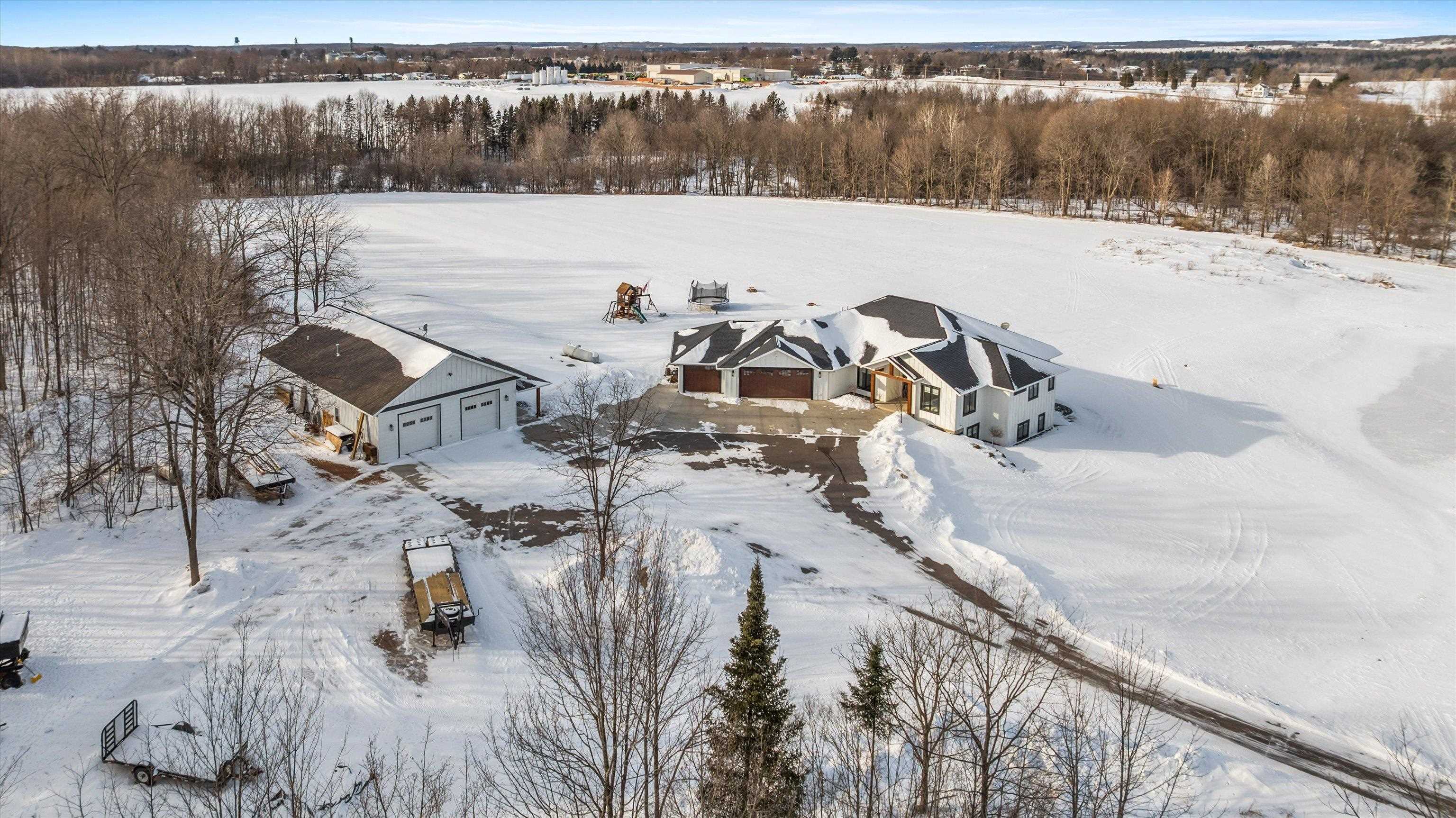 212508 STURM ROAD, Stratford, Wisconsin 54484, 5 Bedrooms Bedrooms, ,3 BathroomsBathrooms,Residential,For Sale,212508 STURM ROAD,22600454