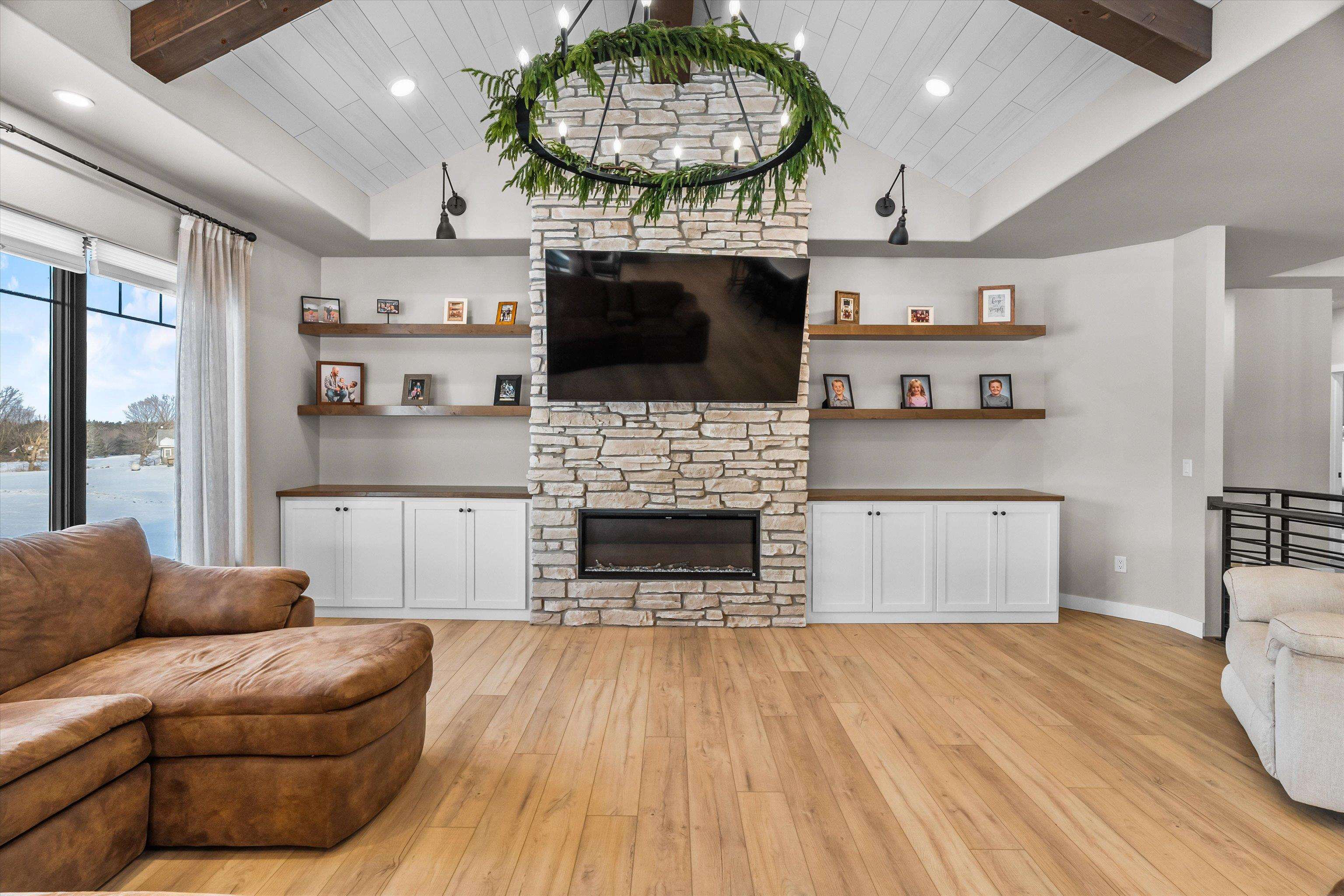 212508 STURM ROAD, Stratford, Wisconsin 54484, 5 Bedrooms Bedrooms, ,3 BathroomsBathrooms,Residential,For Sale,212508 STURM ROAD,22600454