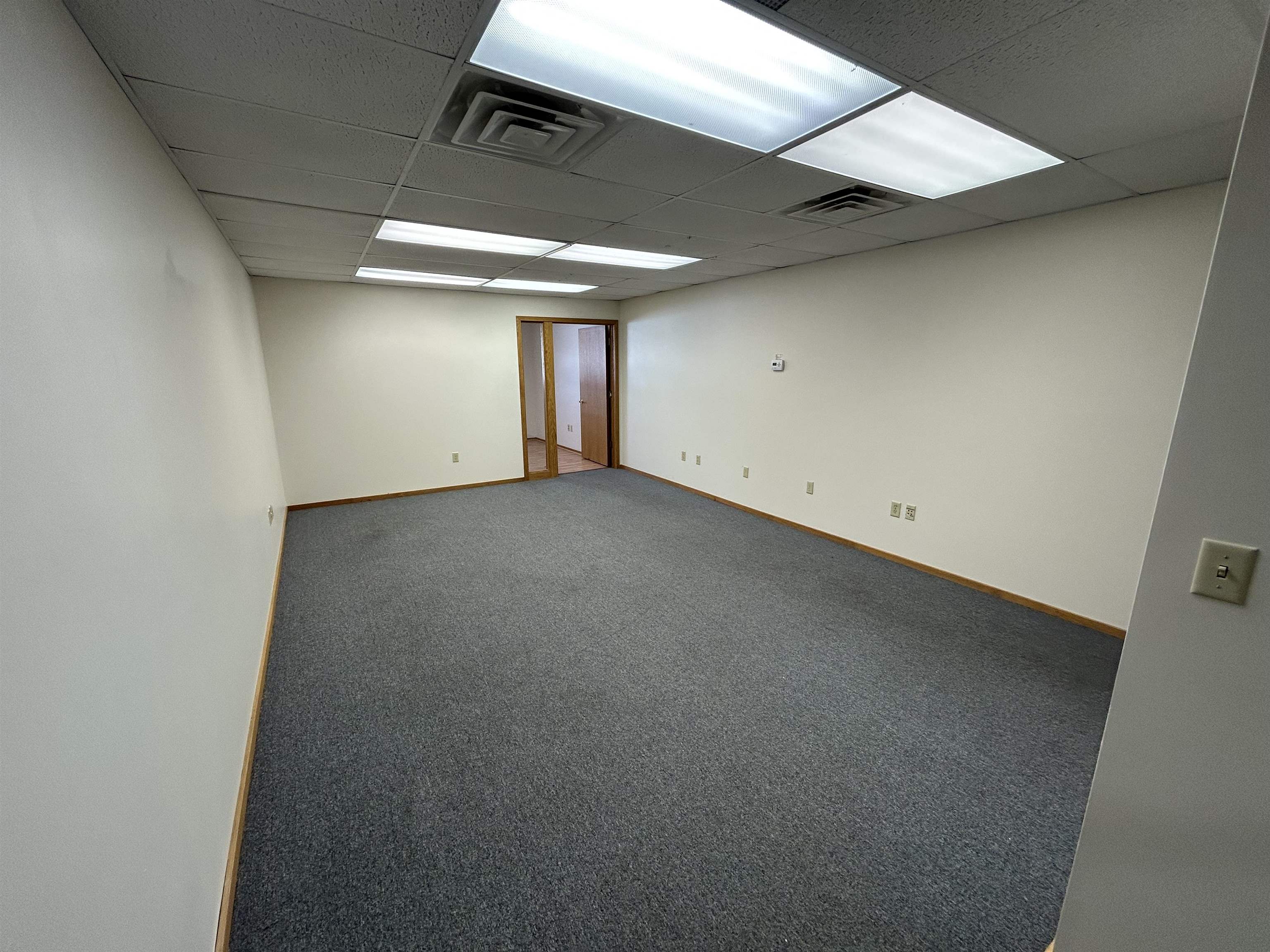 1820 POST ROAD, Plover, Wisconsin 54467, ,Commercial/industrial,For Rent,1820 POST ROAD,22600456