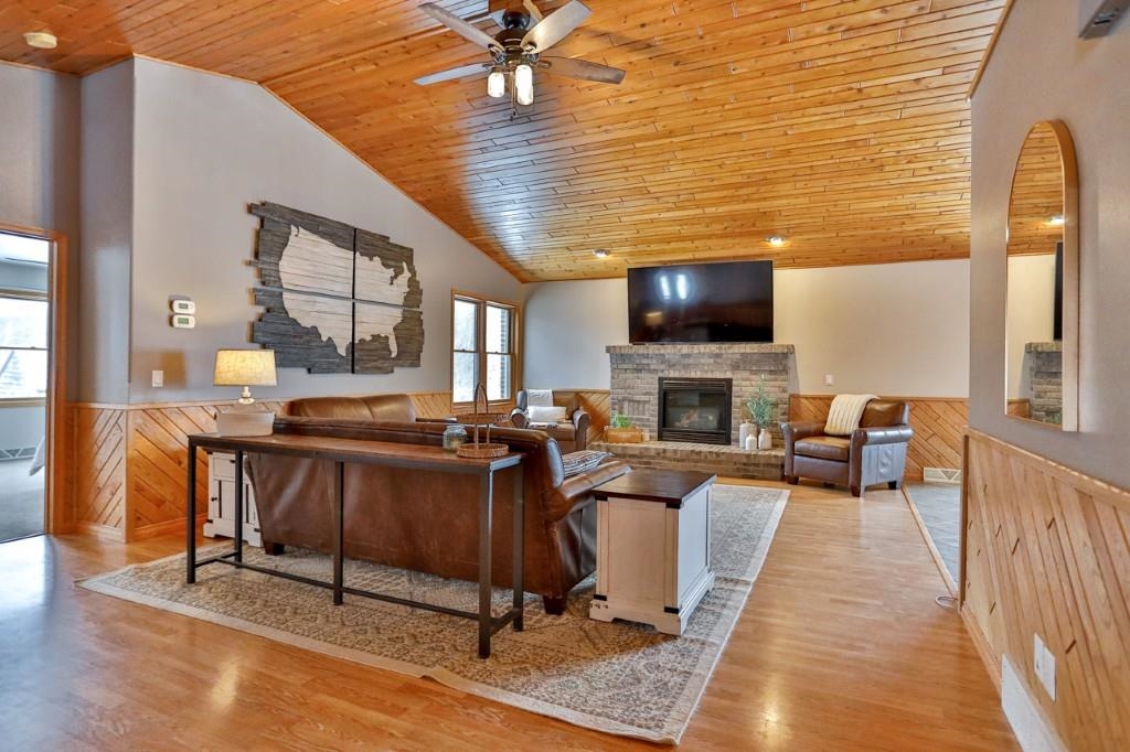121664 WOZNIAK ROAD, Athens, Wisconsin 54411, 4 Bedrooms Bedrooms, ,3 BathroomsBathrooms,Residential,For Sale,121664 WOZNIAK ROAD,22600457
