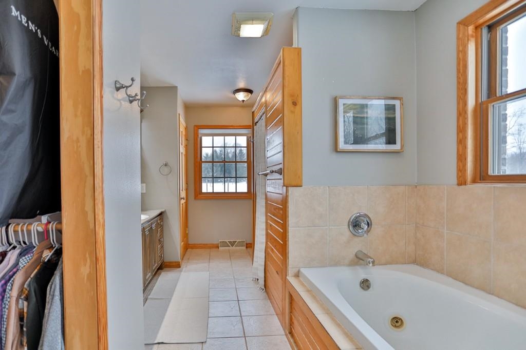 121664 WOZNIAK ROAD, Athens, Wisconsin 54411, 4 Bedrooms Bedrooms, ,3 BathroomsBathrooms,Residential,For Sale,121664 WOZNIAK ROAD,22600457