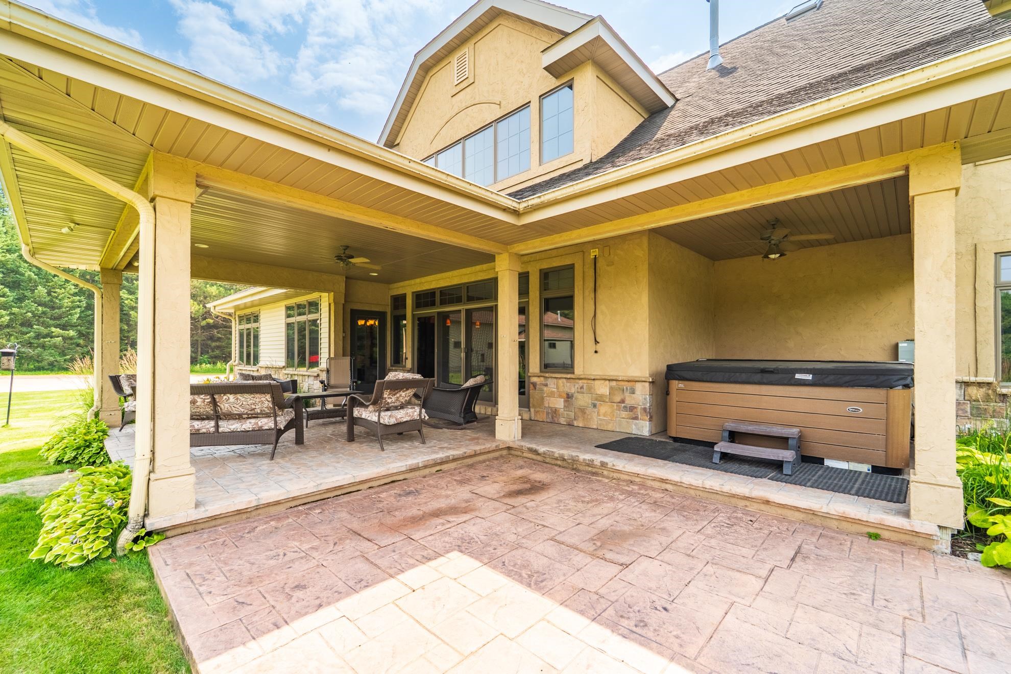 1800 DESERT DRIVE, Wausau, Wisconsin 54401, 4 Bedrooms Bedrooms, ,3 BathroomsBathrooms,Residential,For Sale,1800 DESERT DRIVE,22600458