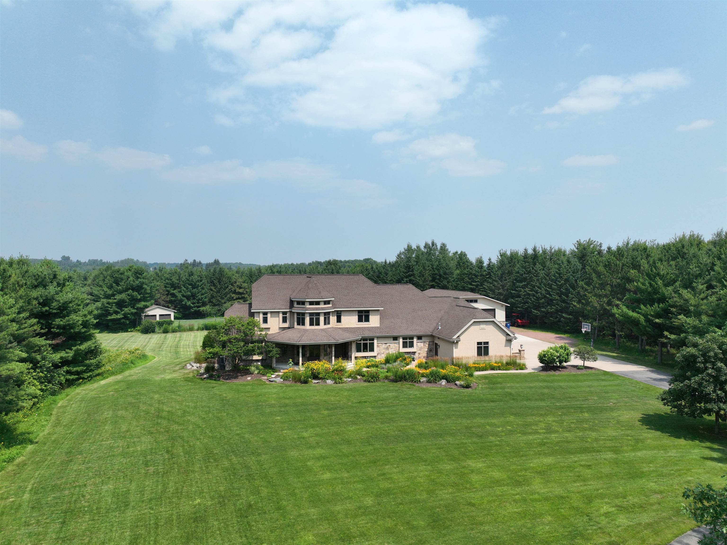 1800 DESERT DRIVE, Wausau, Wisconsin 54401, 4 Bedrooms Bedrooms, ,3 BathroomsBathrooms,Residential,For Sale,1800 DESERT DRIVE,22600458