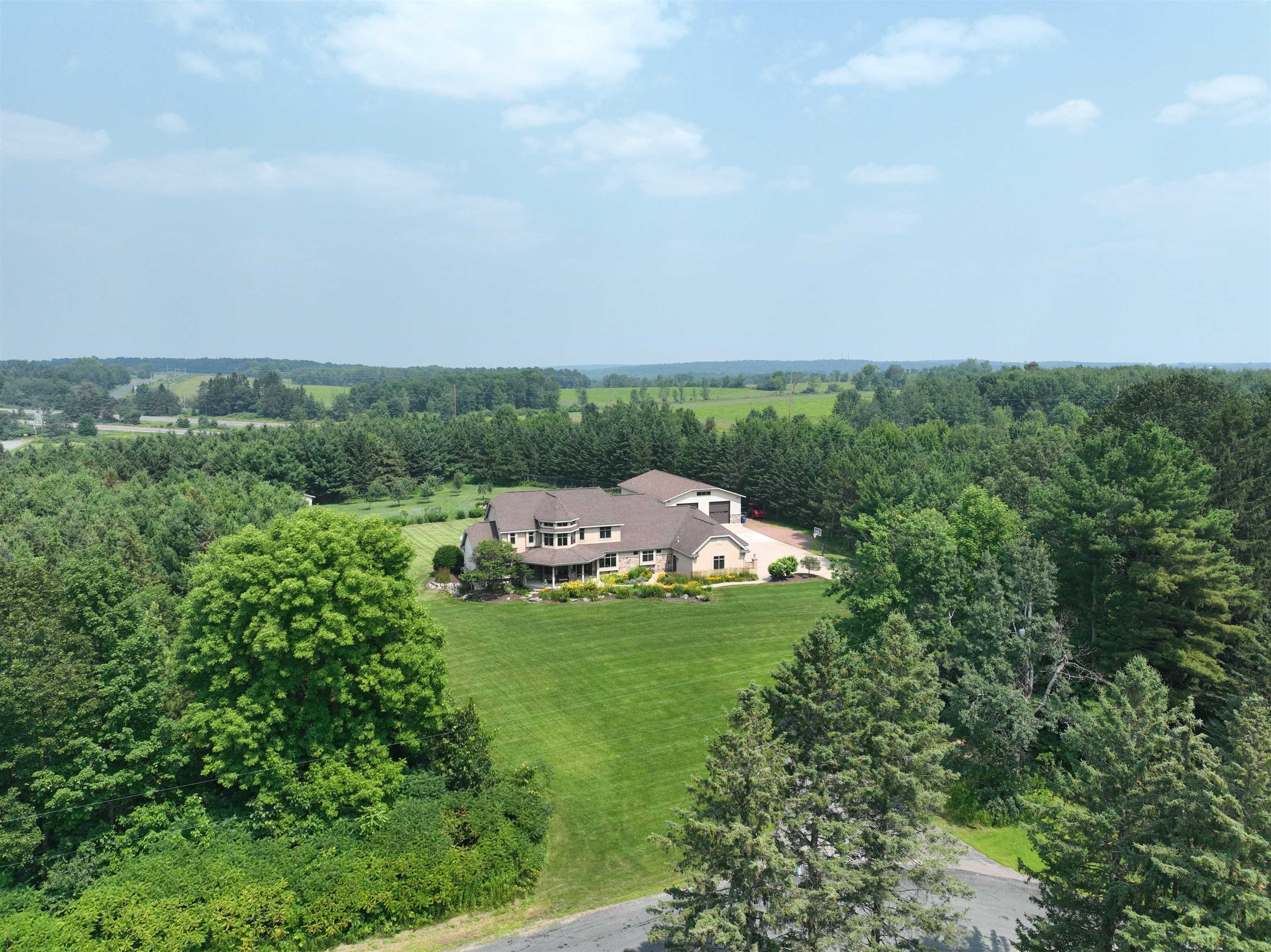 1800 DESERT DRIVE, Wausau, Wisconsin 54401, 4 Bedrooms Bedrooms, ,3 BathroomsBathrooms,Residential,For Sale,1800 DESERT DRIVE,22600458