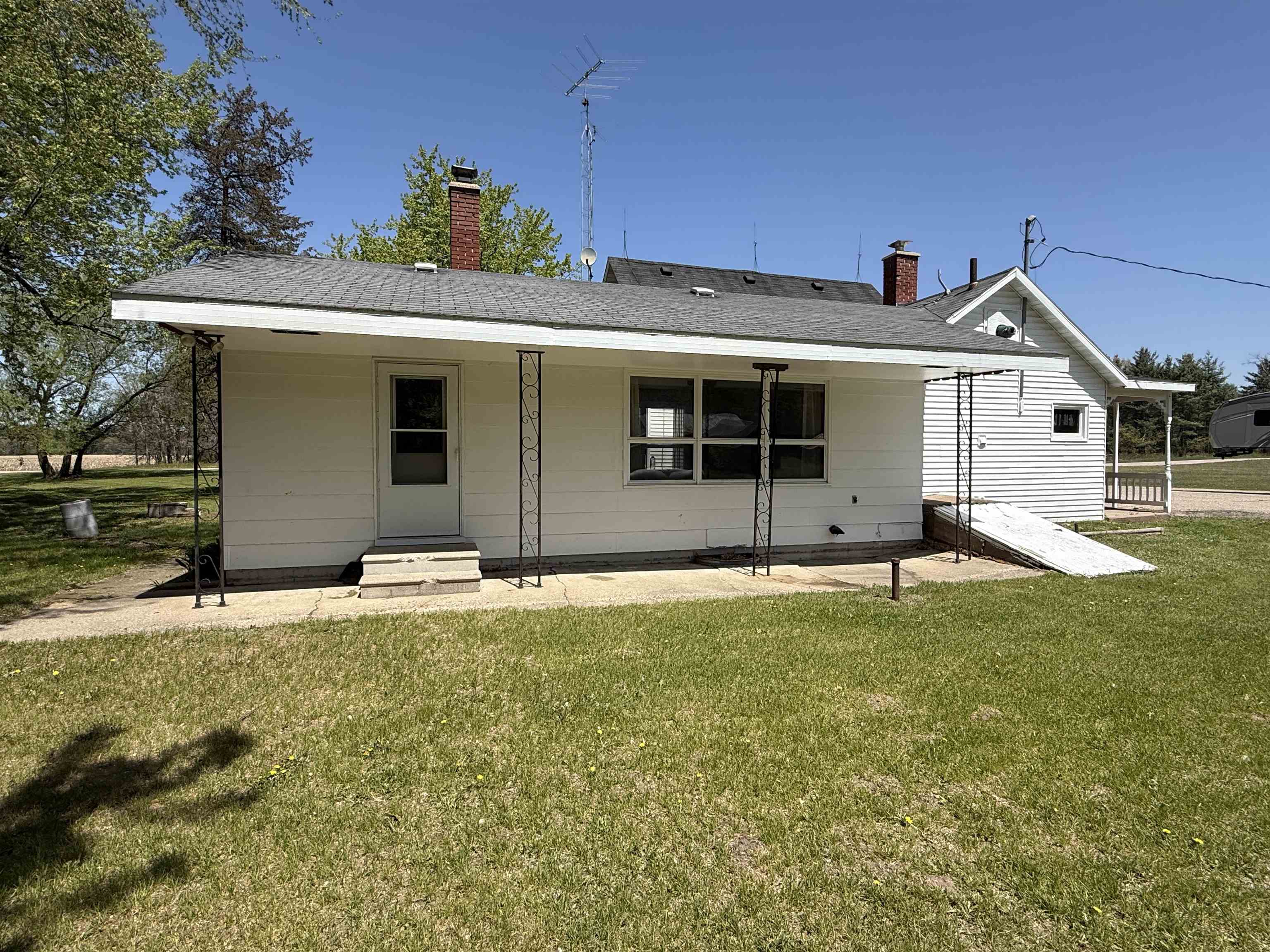1751 BUTTERCUP AVENUE, Arkdale, Wisconsin 54613, 3 Bedrooms Bedrooms, ,1 BathroomBathrooms,Residential,For Sale,1751 BUTTERCUP AVENUE,22600459