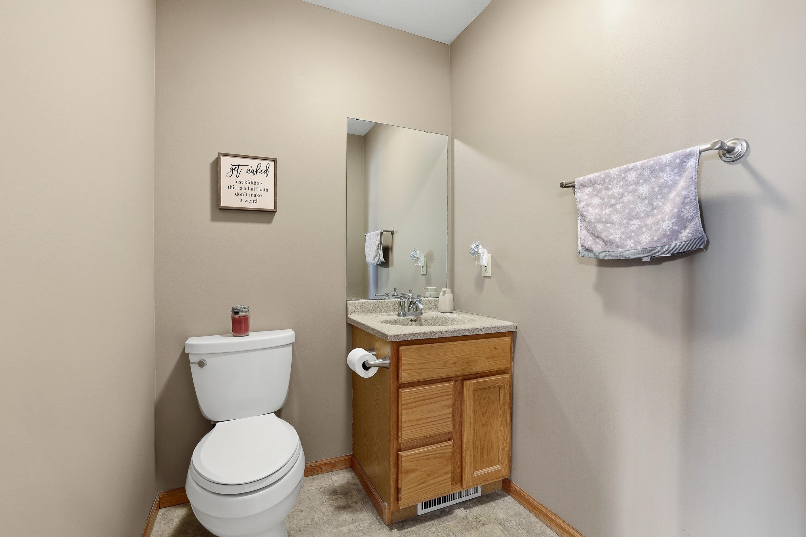 262 WHITE OAK AVENUE, Plover, Wisconsin 54467, 3 Bedrooms Bedrooms, ,2 BathroomsBathrooms,Residential,For Sale,262 WHITE OAK AVENUE,22600461