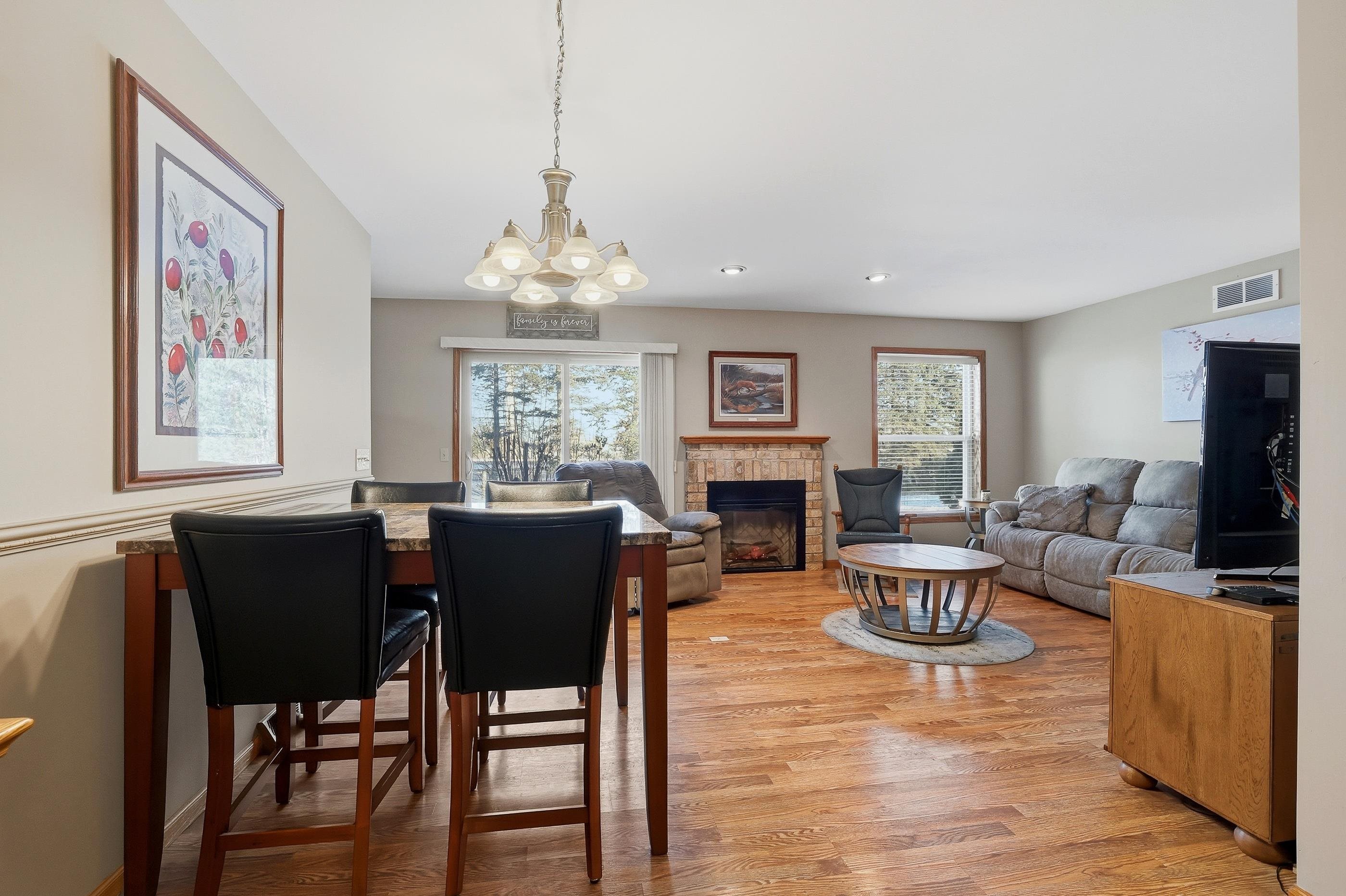 262 WHITE OAK AVENUE, Plover, Wisconsin 54467, 3 Bedrooms Bedrooms, ,2 BathroomsBathrooms,Residential,For Sale,262 WHITE OAK AVENUE,22600461